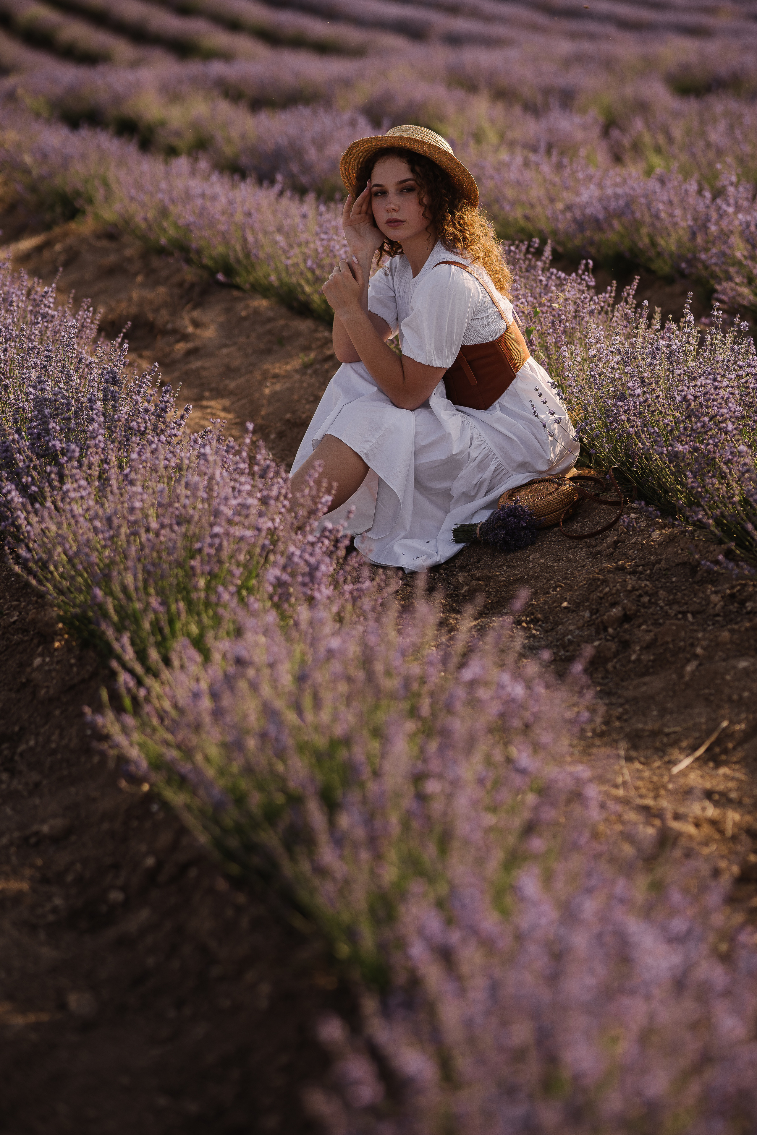 Девушка в лаванде пос. Тургеневка Крым (модель Ксения Лен). Искренний фотограф