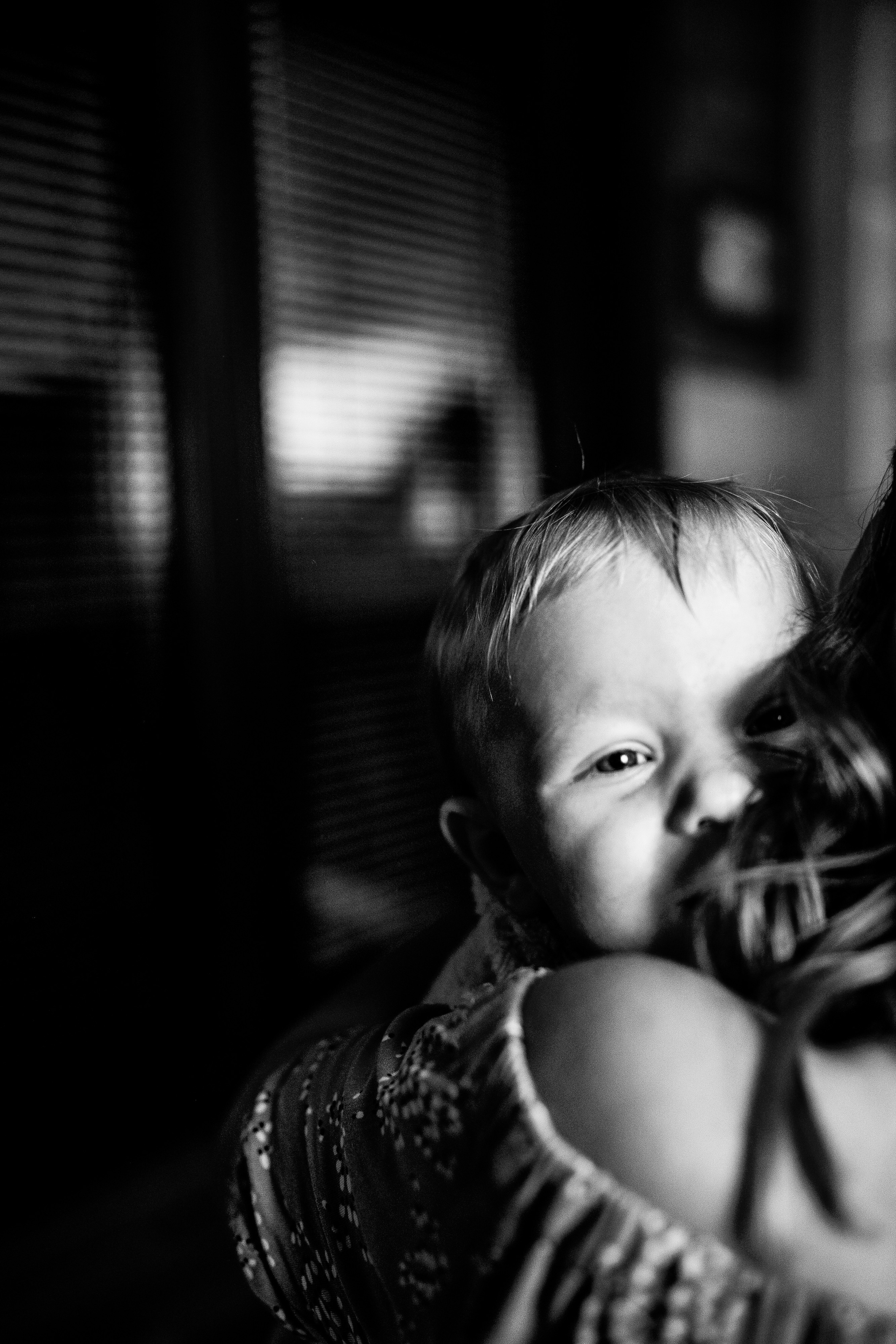 Домашние купания малыша. Искренний фотограф