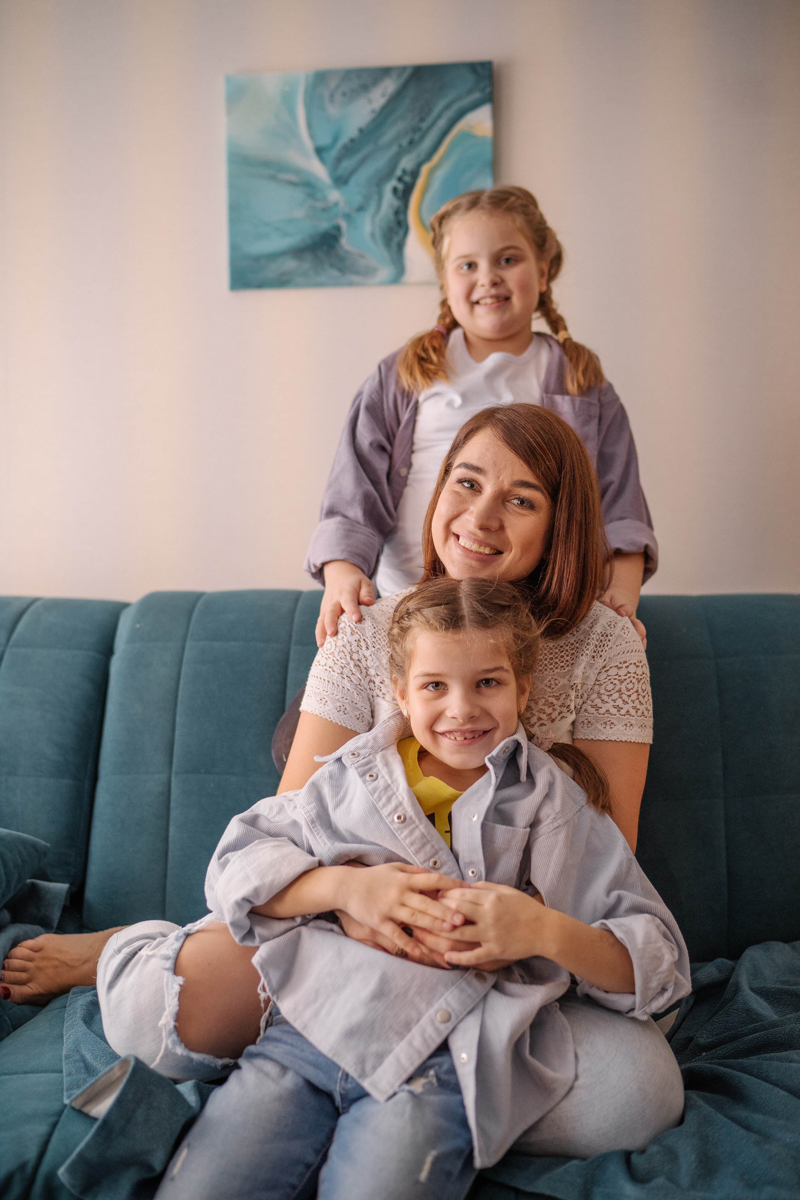 Таня, Вика и Алиса и кот Марс. Искренний фотограф