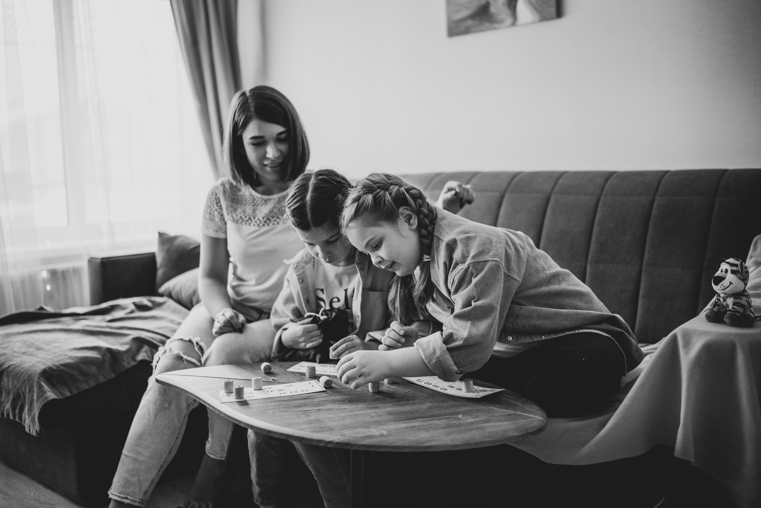 Таня, Вика и Алиса и кот Марс. Искренний фотограф