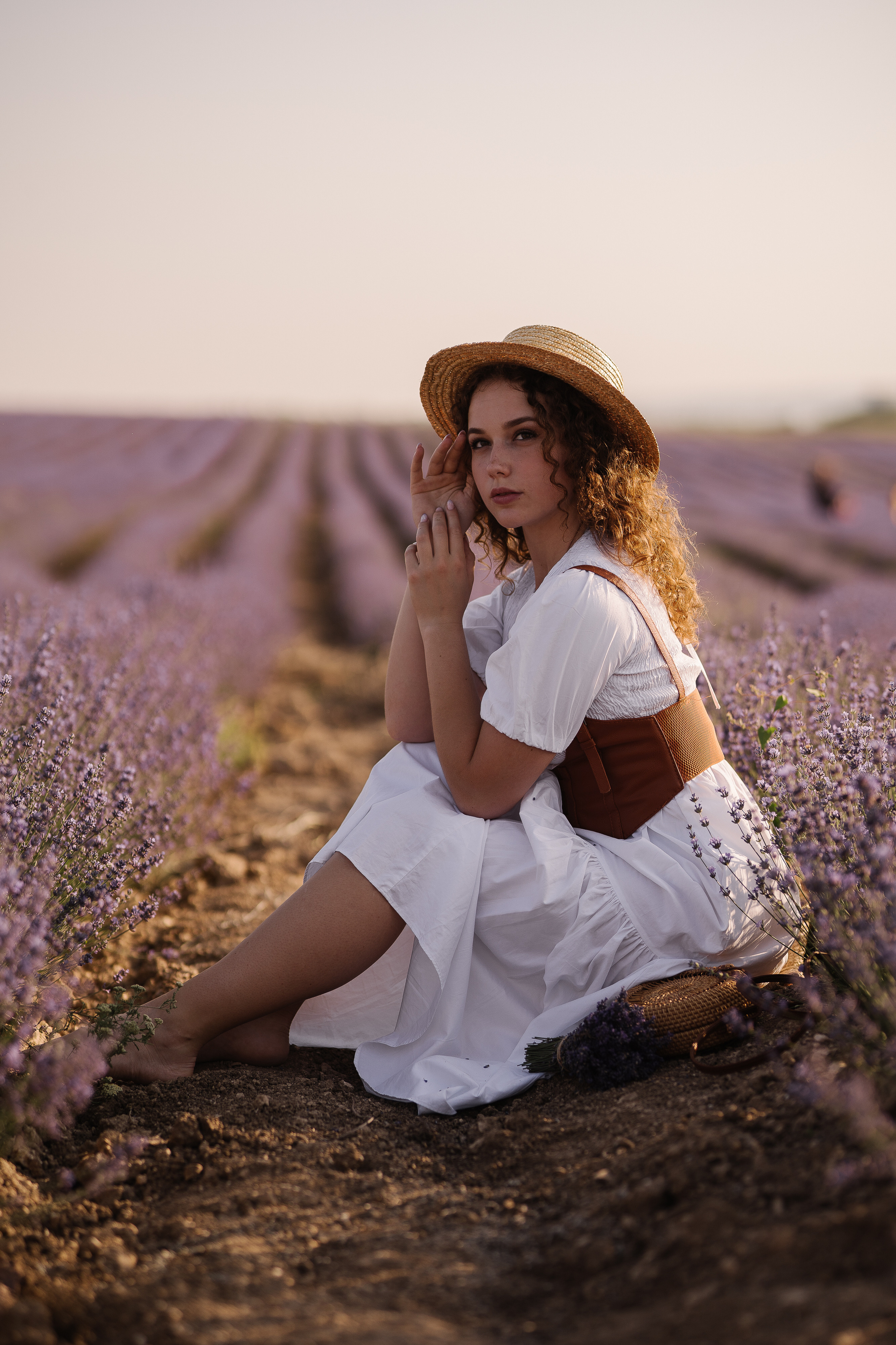 Девушка в лаванде пос. Тургеневка Крым (модель Ксения Лен). Искренний фотограф