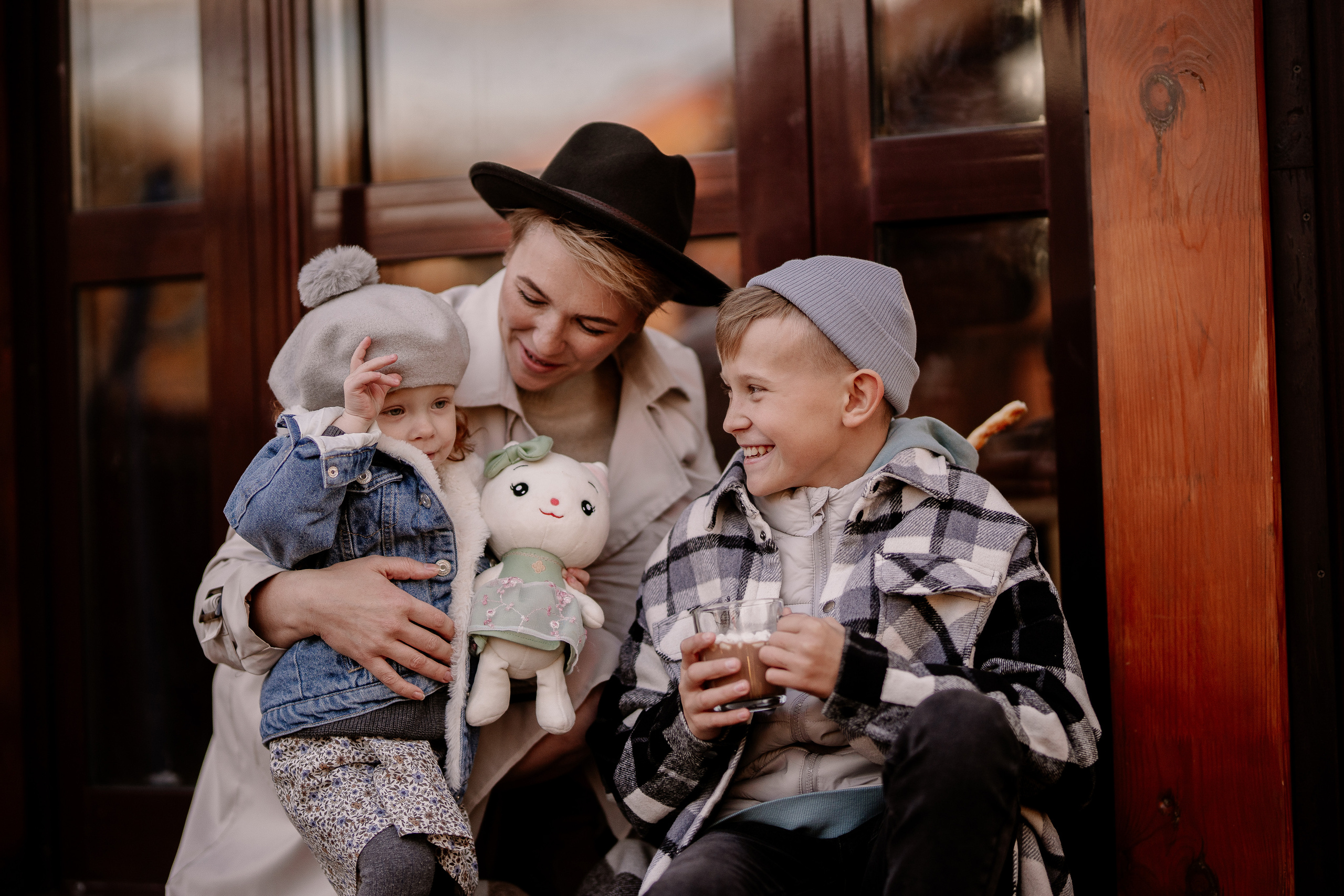 Семейные фотоистории — добрые, искренние…на долгую память. Искренний фотограф