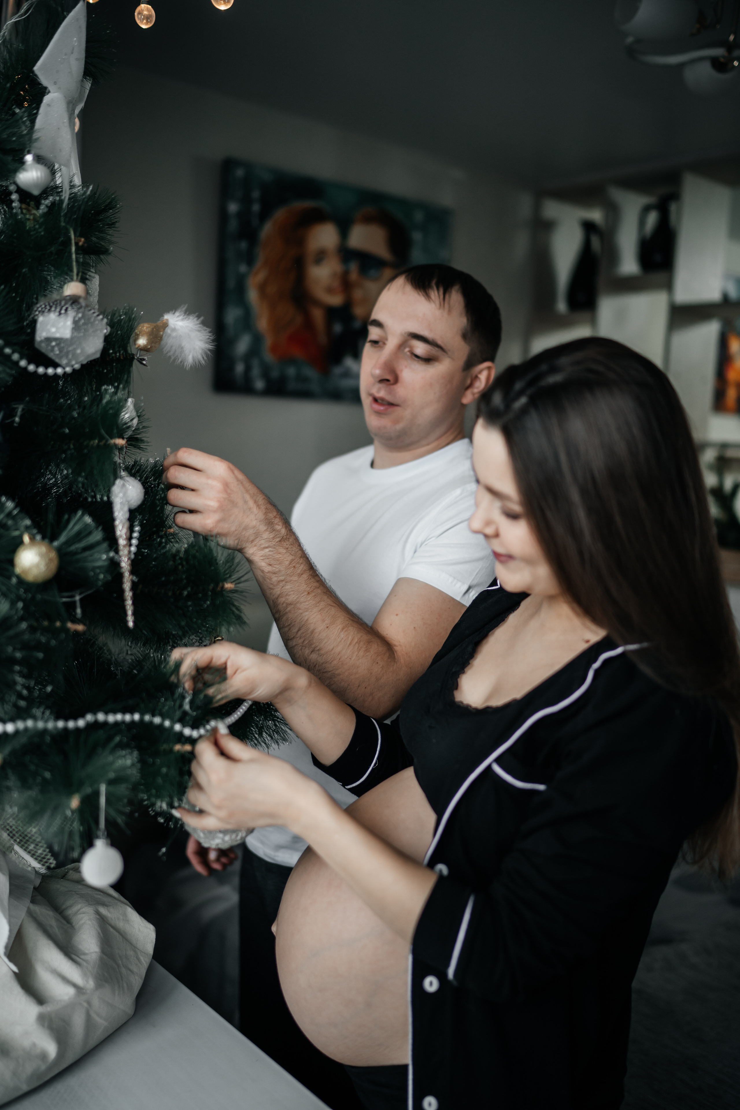 Вероника и Антон в приближении Нового года и самого важного события. Искренний фотограф
