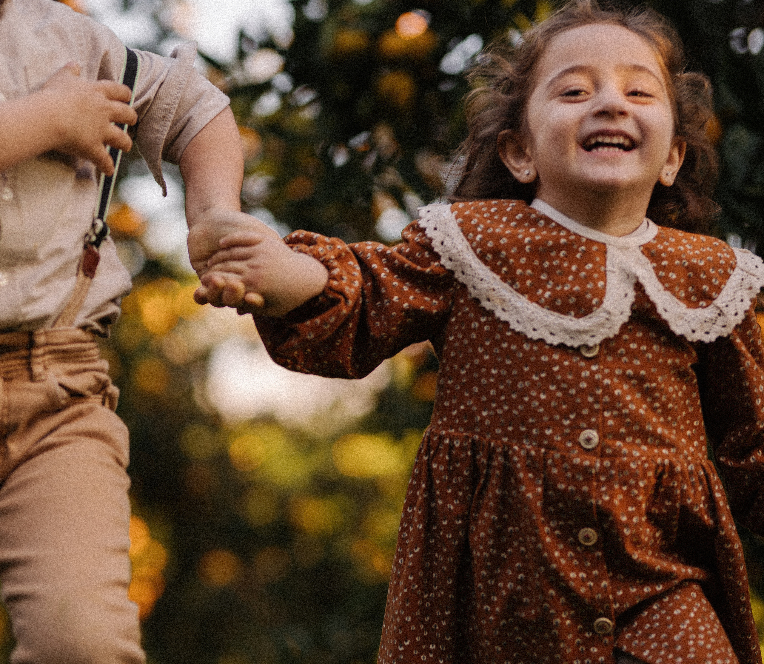 В мандариновых садах Абхазии. Искренний фотограф