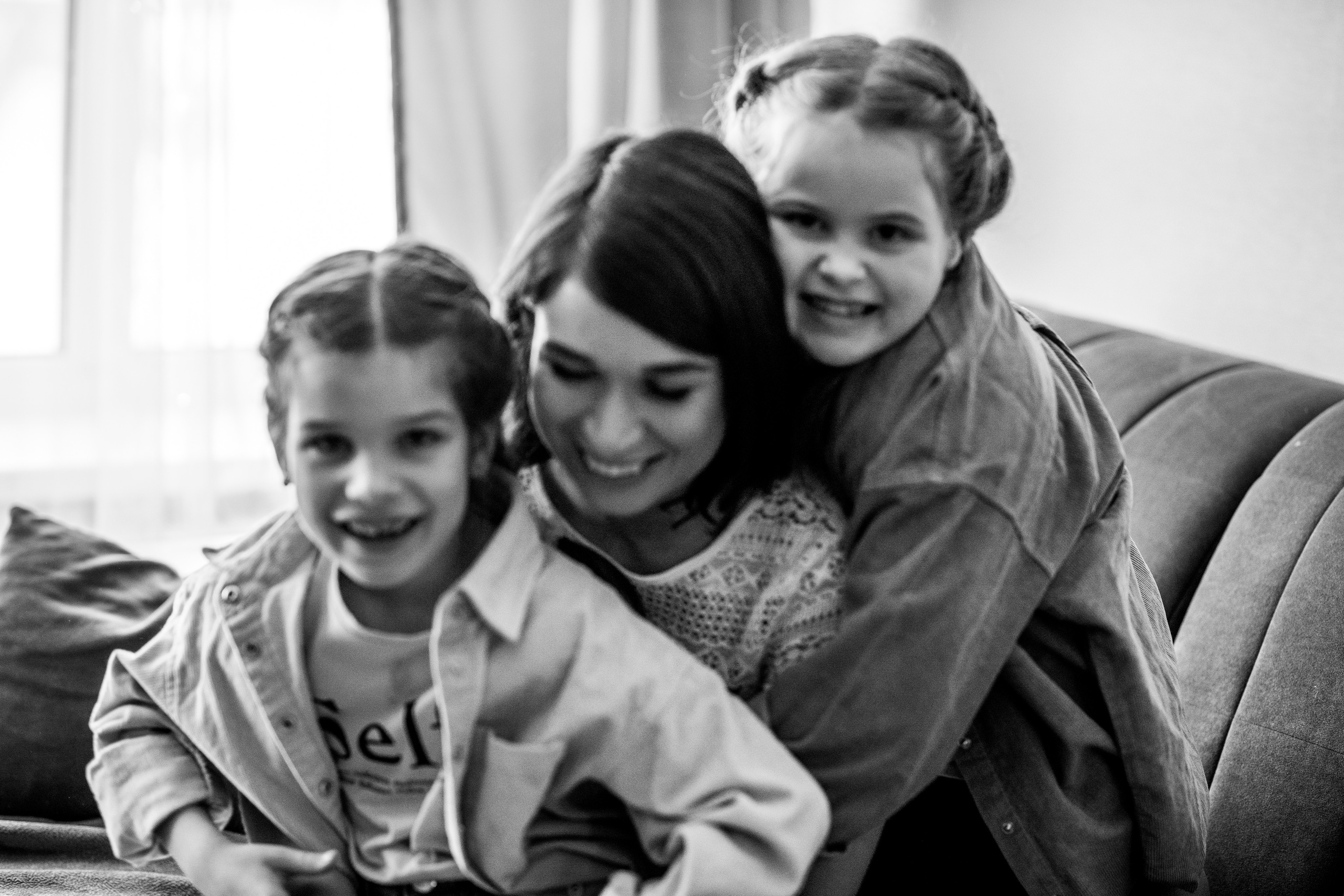 Семейная фотоистория Тани, Вики&Алисы. Искренний фотограф