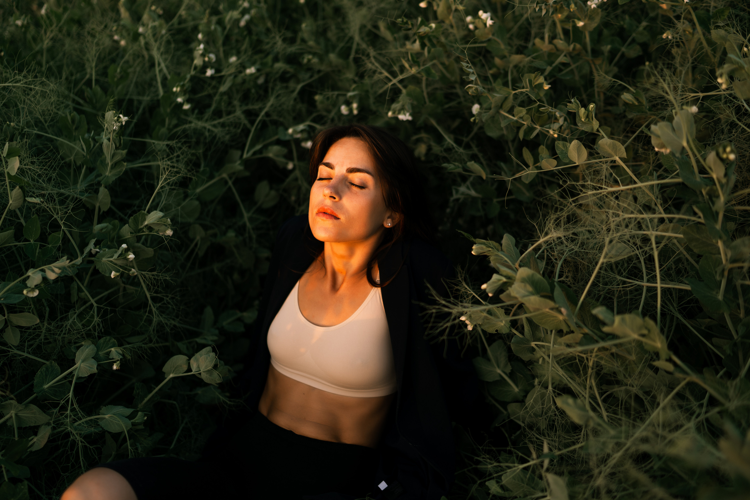 Жаркий июньский вечер. Искренний фотограф