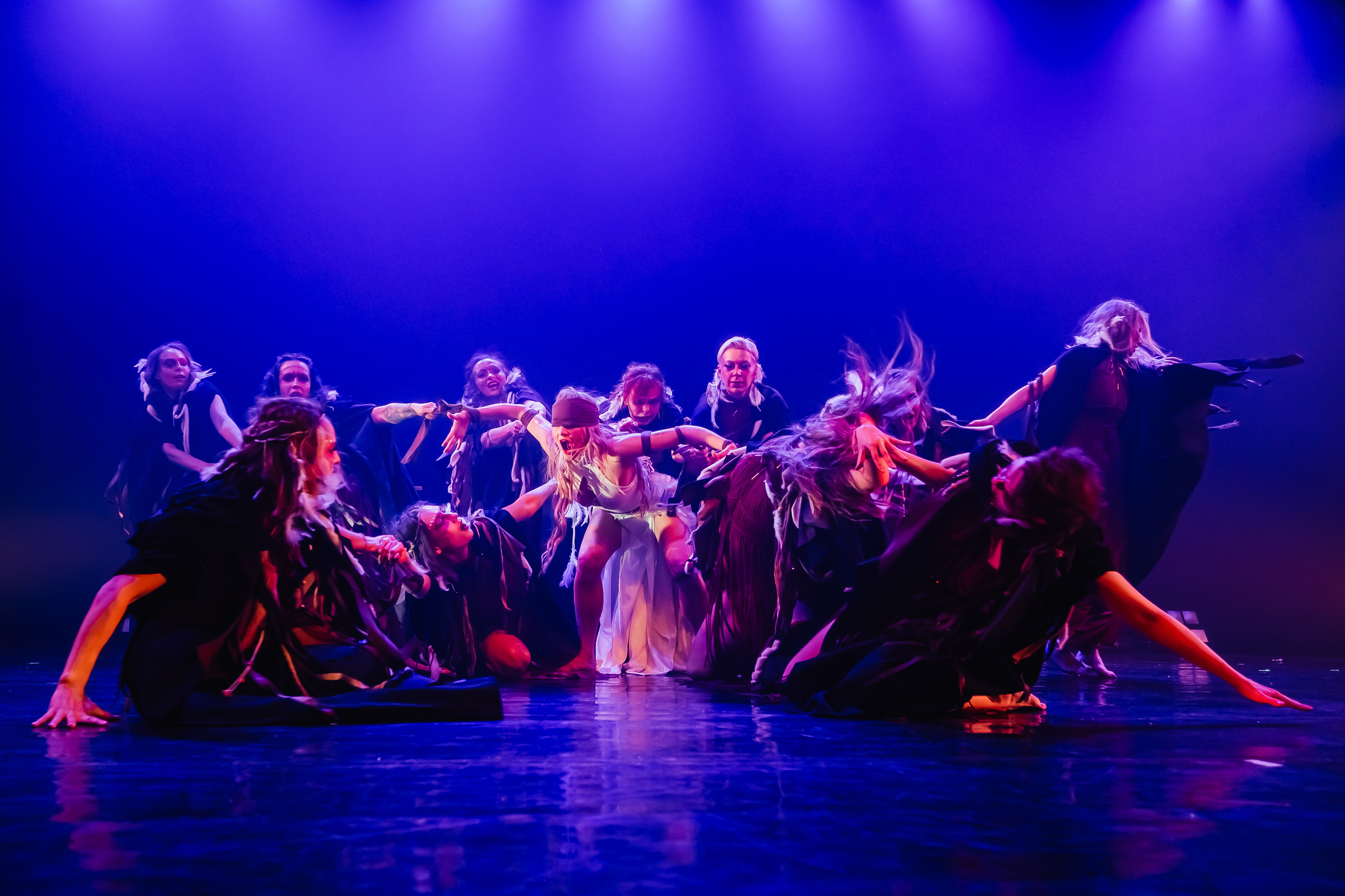 Шоу «Ароматы». DariaRock / Фотограф Екатеринбург