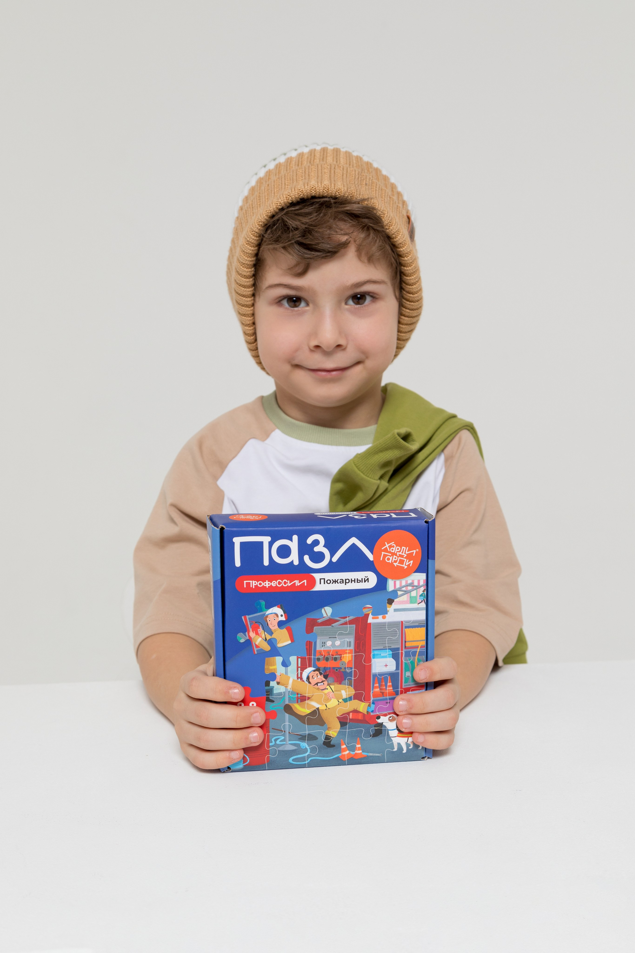 Имиджевая и каталожная съёмка для бренда детских пазлов. Детский и контент фотограф Надя Волкова Санкт-Петербург