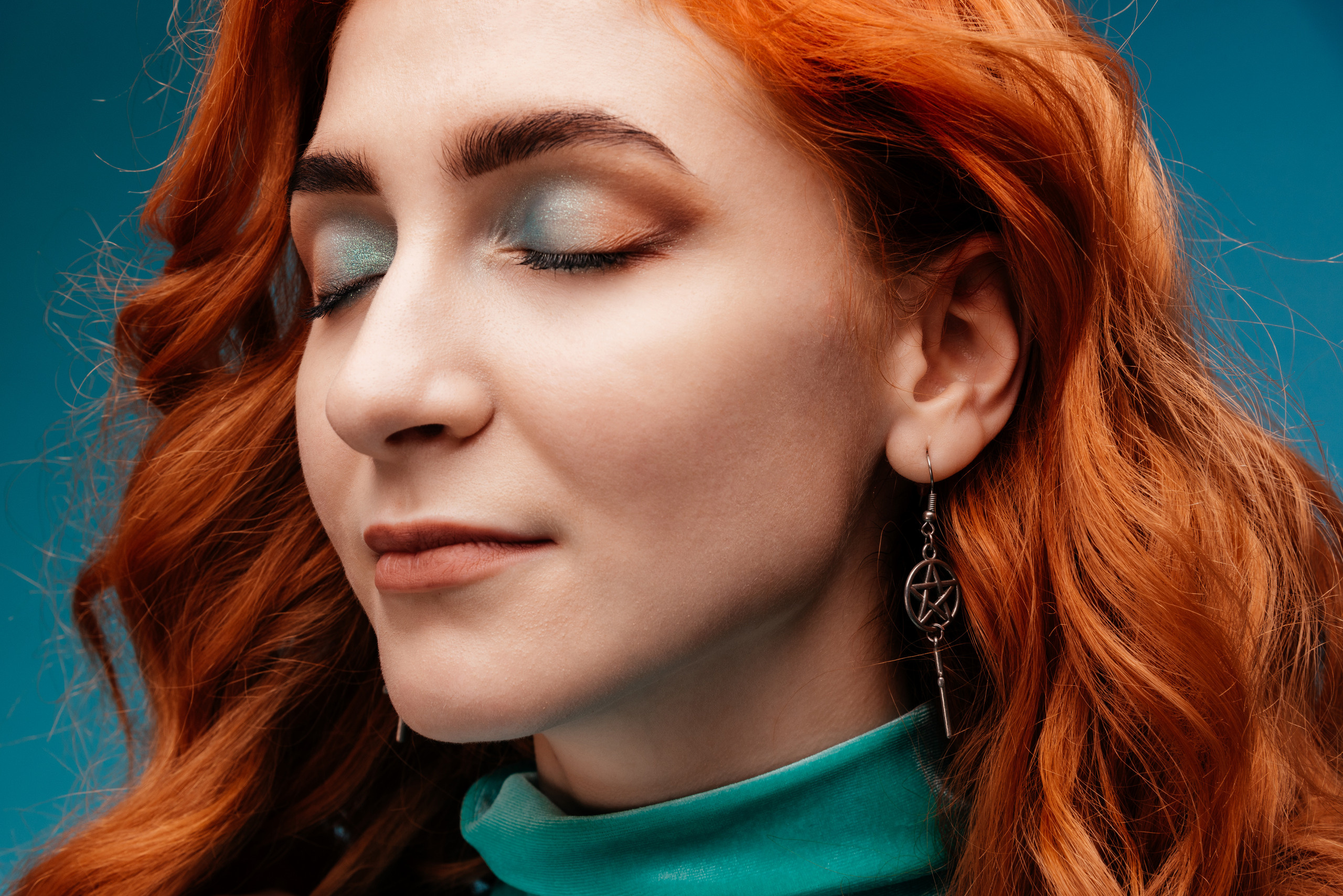 Женя. Z H U R A V L E V