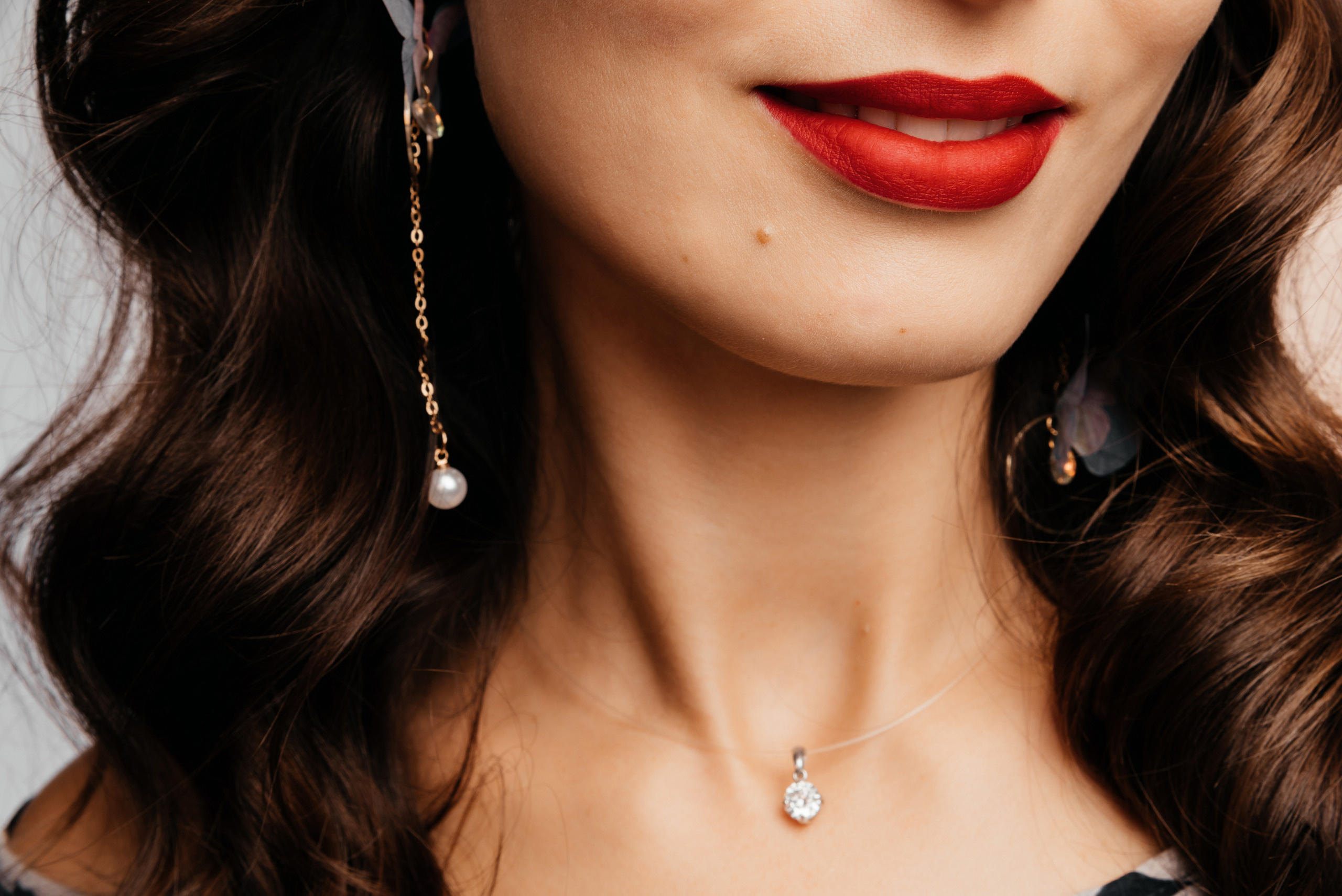 Лилия. Z H U R A V L E V