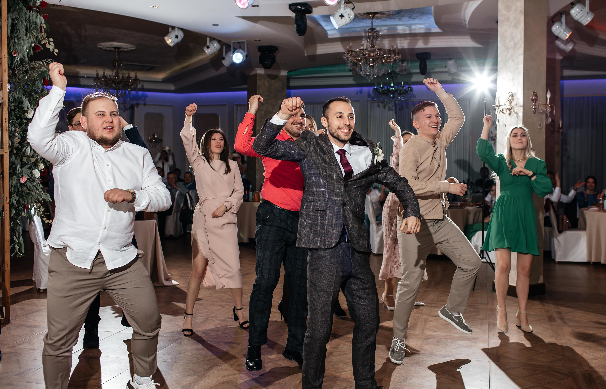 Кристина & Николай | 17.09.22. Свадебный и семейный фотограф в Омске Евгения Хакимова