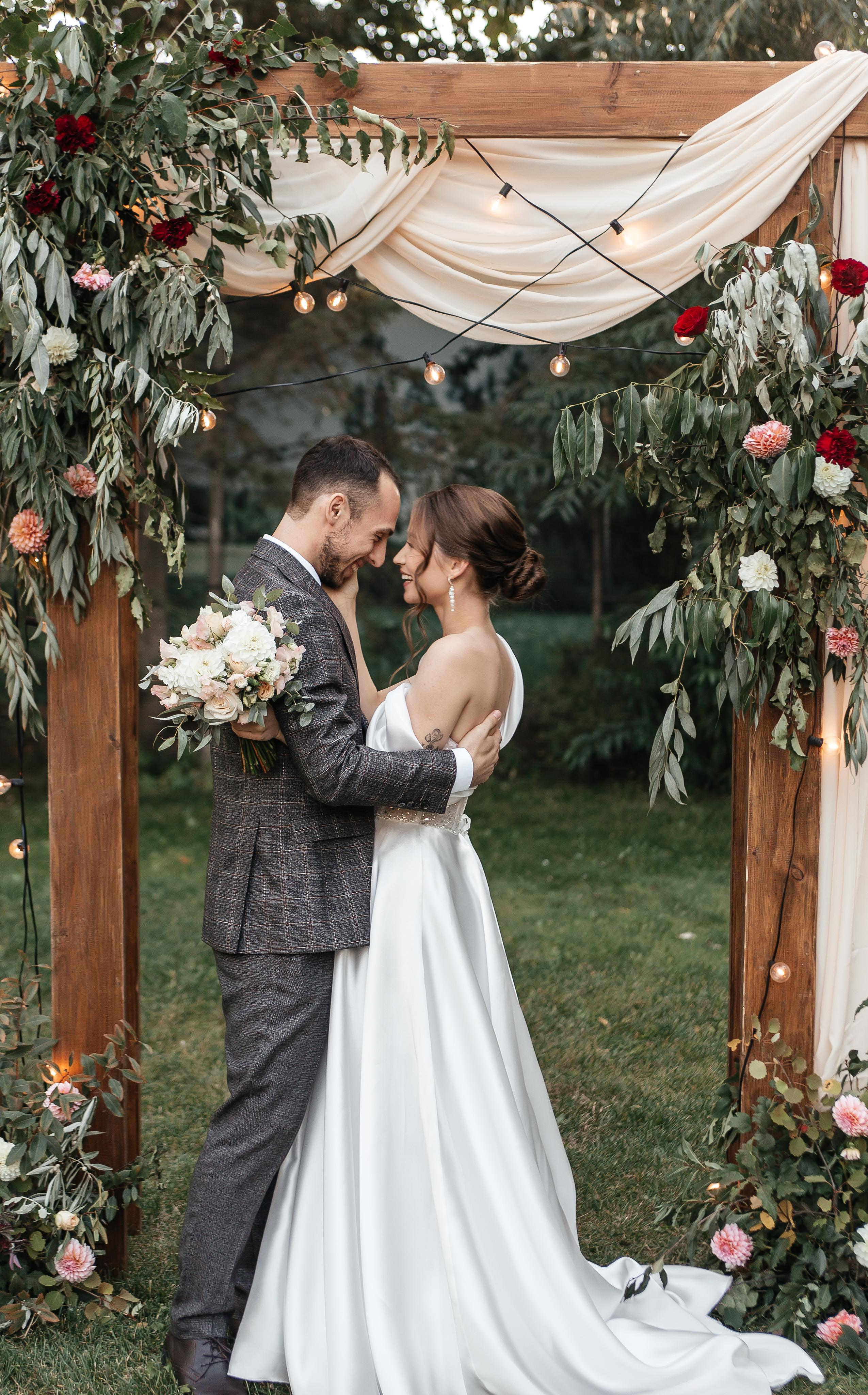 Кристина & Николай | 17.09.22. Свадебный и семейный фотограф в Омске Евгения Хакимова