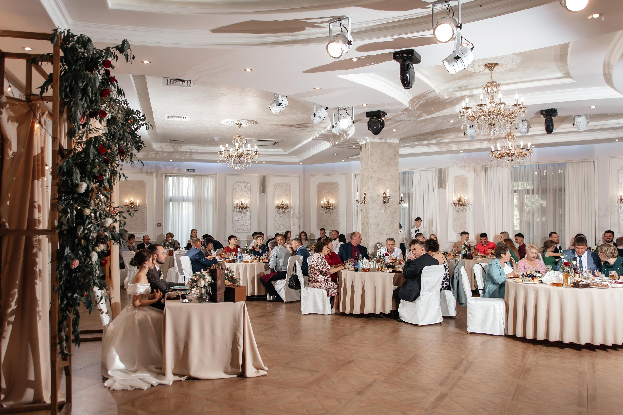 Кристина & Николай | 17.09.22. Свадебный и семейный фотограф в Омске Евгения Хакимова