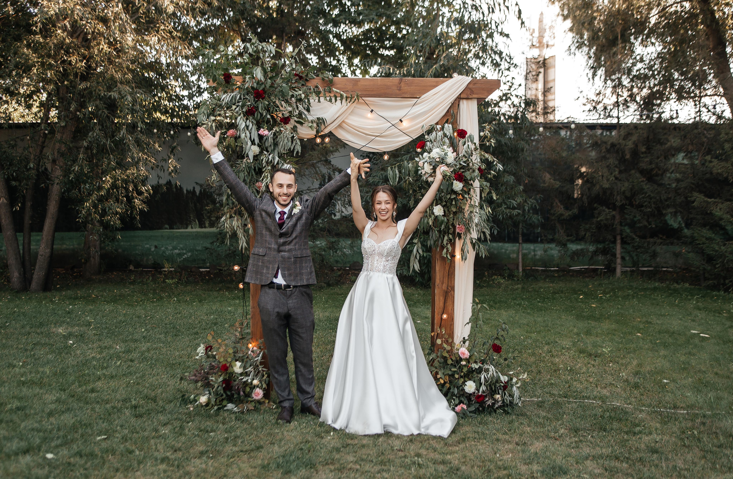 Кристина & Николай | 17.09.22. Свадебный и семейный фотограф в Омске Евгения Хакимова