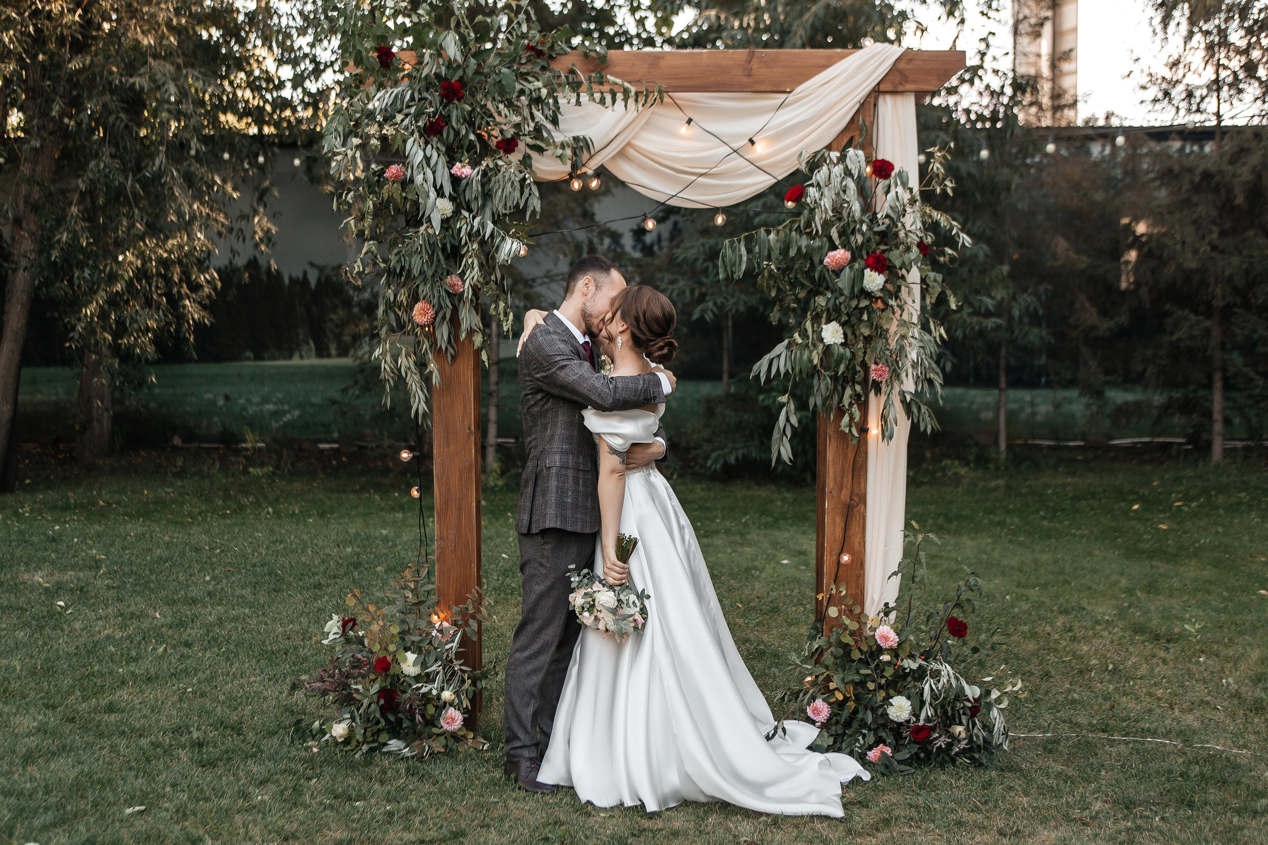 Кристина & Николай | 17.09.22. Свадебный и семейный фотограф в Омске Евгения Хакимова