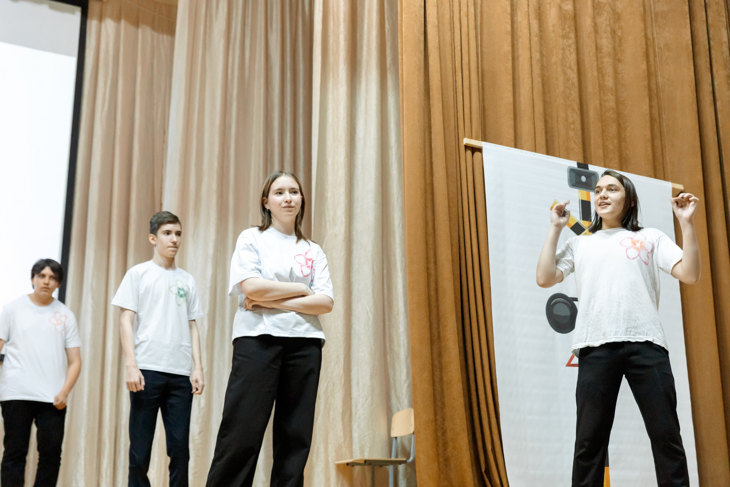 Выпускной шк 88 9-е кл. 24.05.2024. Свадебный и Семейный фотограф г. Ижевск Гульназ Солдатова. Гульназ фото