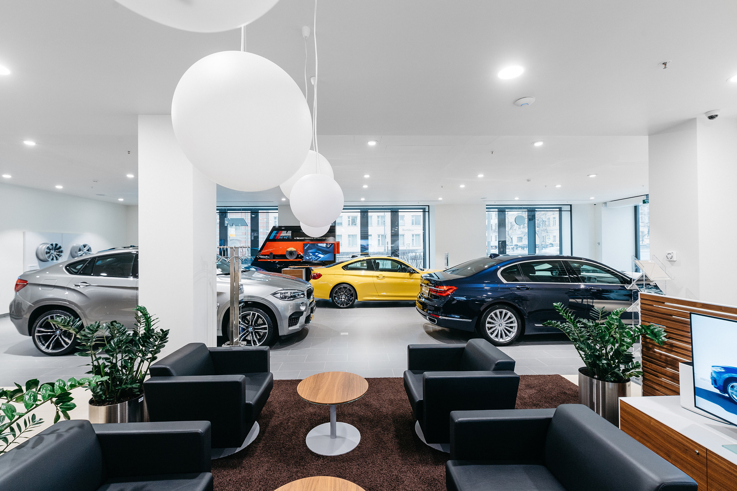 BMW Рольф-Премиум Якиманка