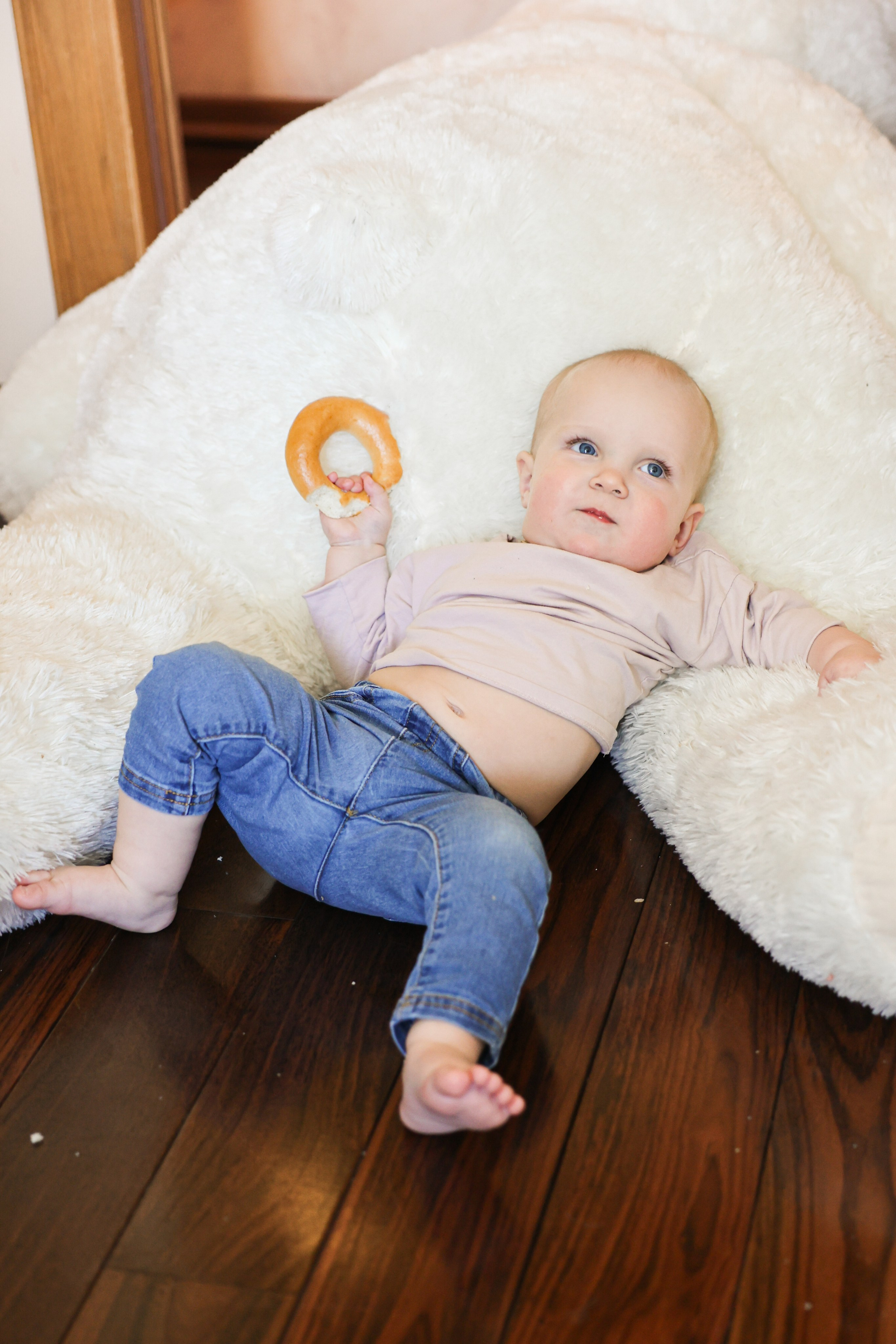 Ванечка и краш-торт. Оксана Ромашкина- семейный и ньюборн фотограф из Москвы