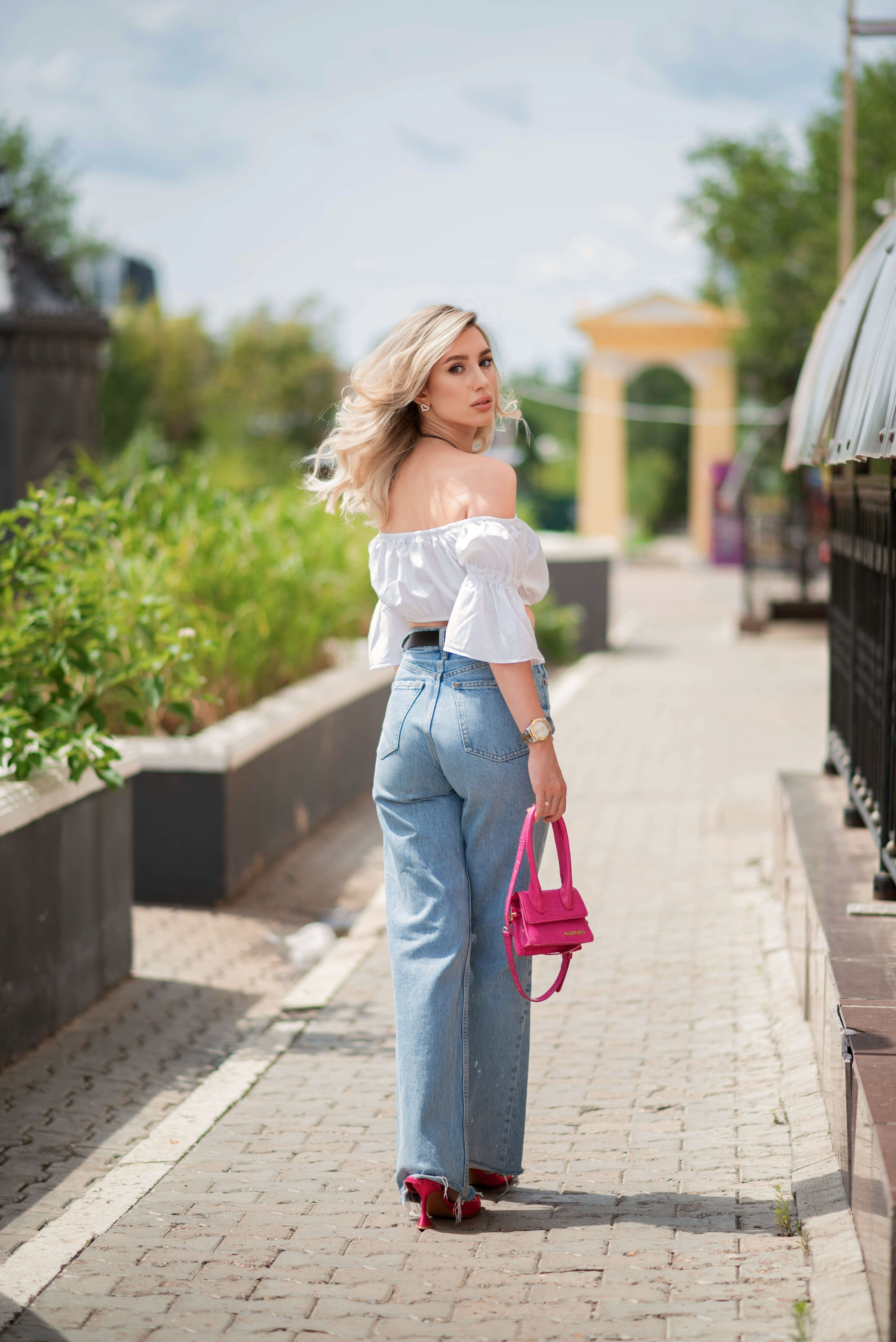 Прогулка в летний день. Мода и стиль.