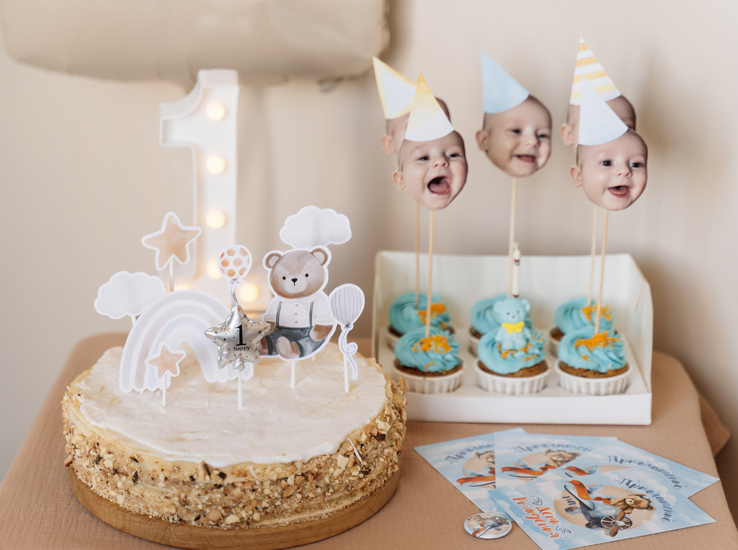 1 годик Русланчику (снимли дома). Свадебный фотограф