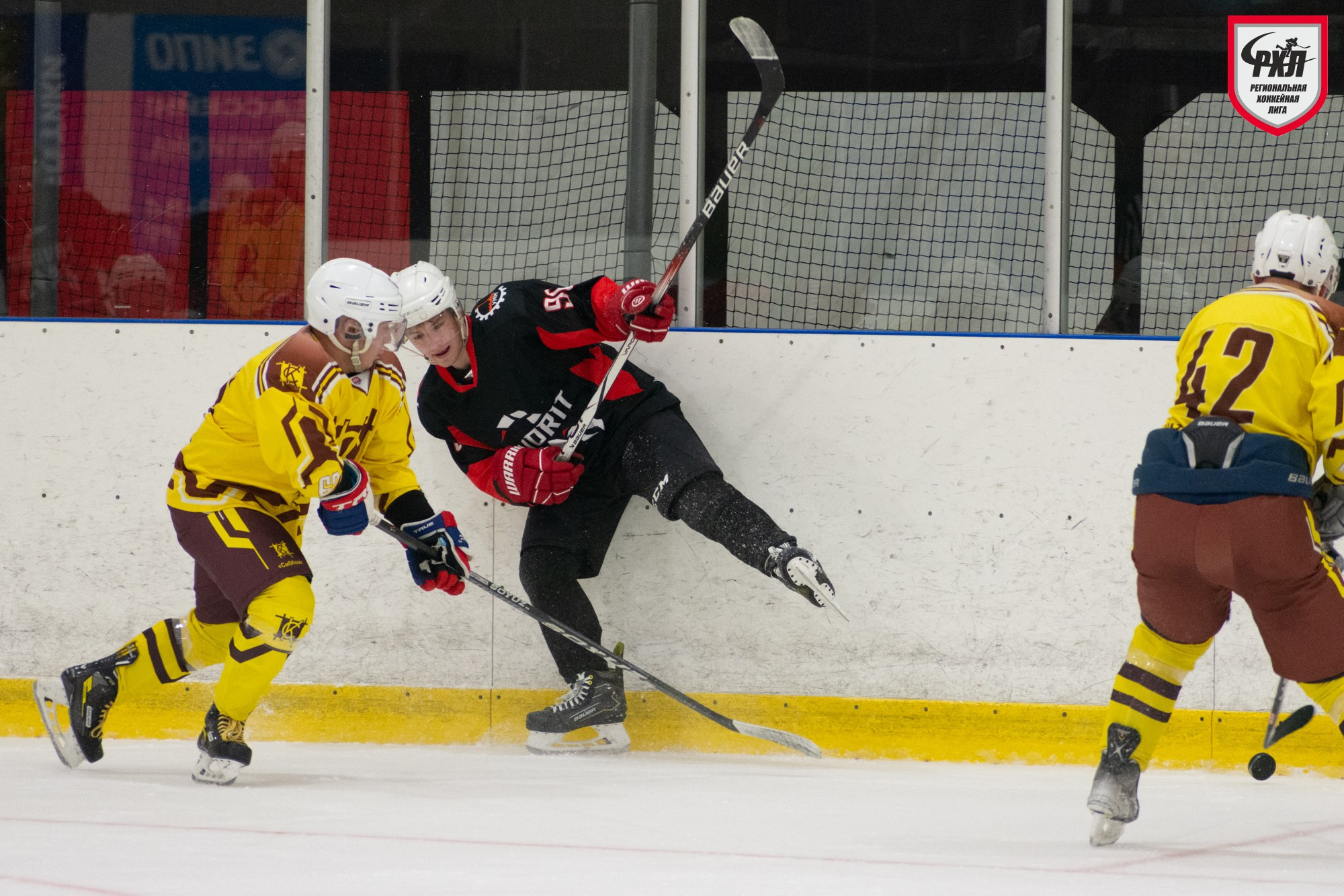 Хоккей. Фотограф Максим Буряк