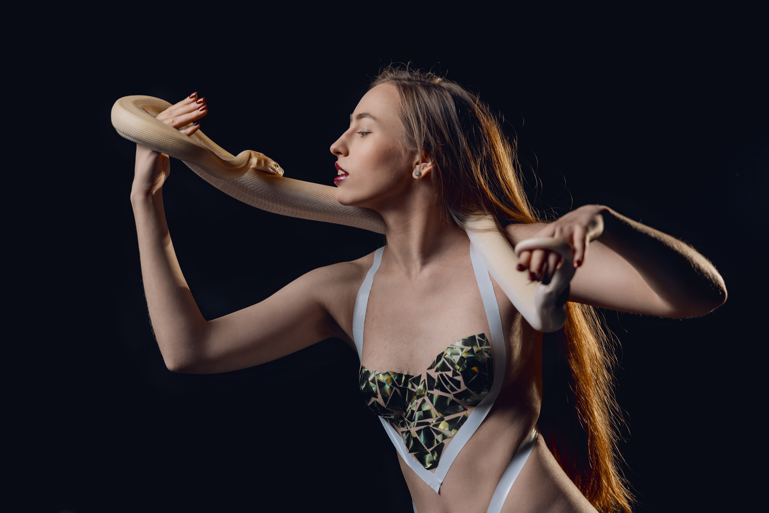 Фотосессия со змеей. Фотограф в Санкт-Петербурге Константин Бриль