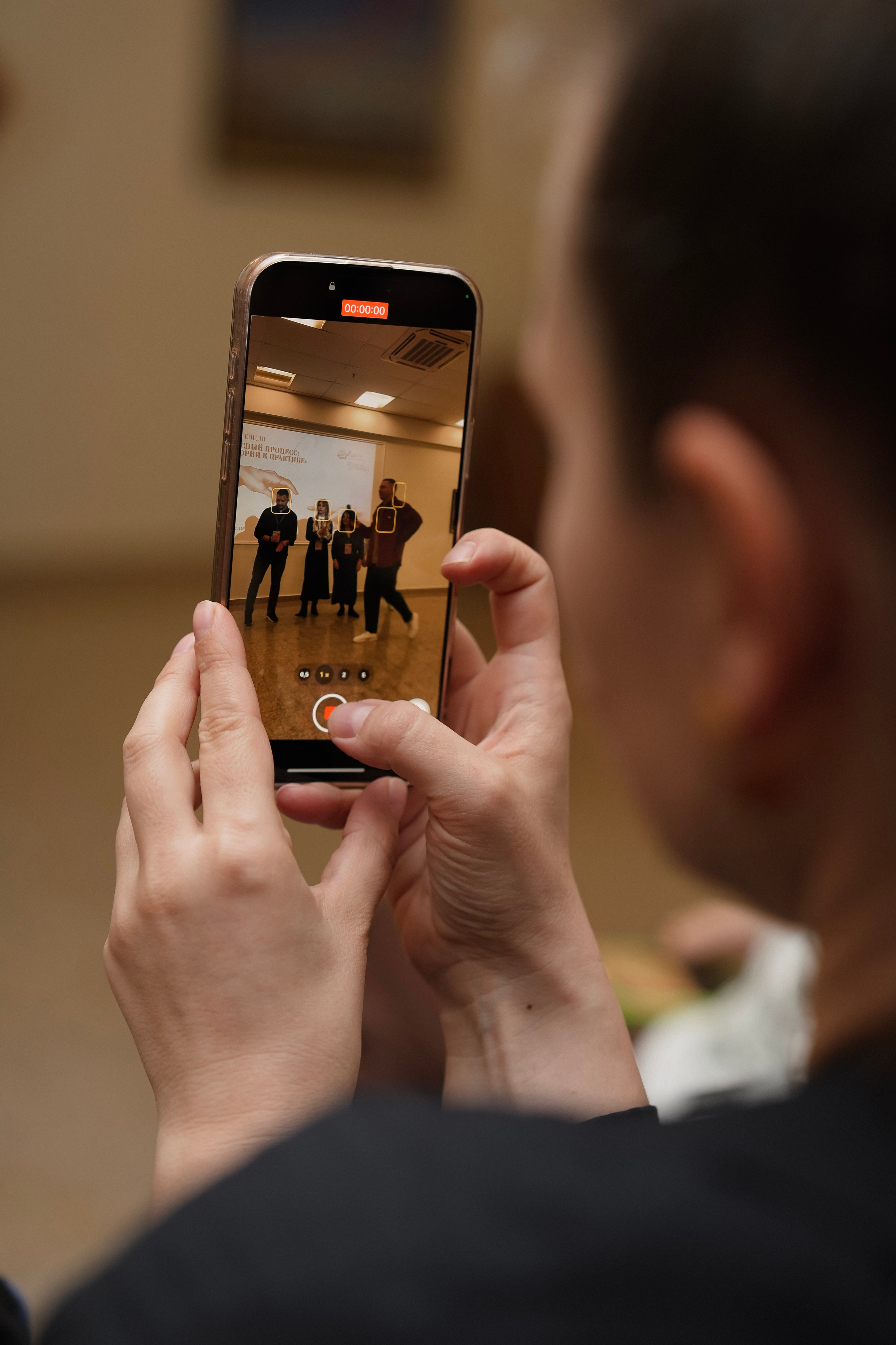 Гештальт-конференция «Телесный процесс, от теории к практике» 2025. Фотограф с психологическим образованием