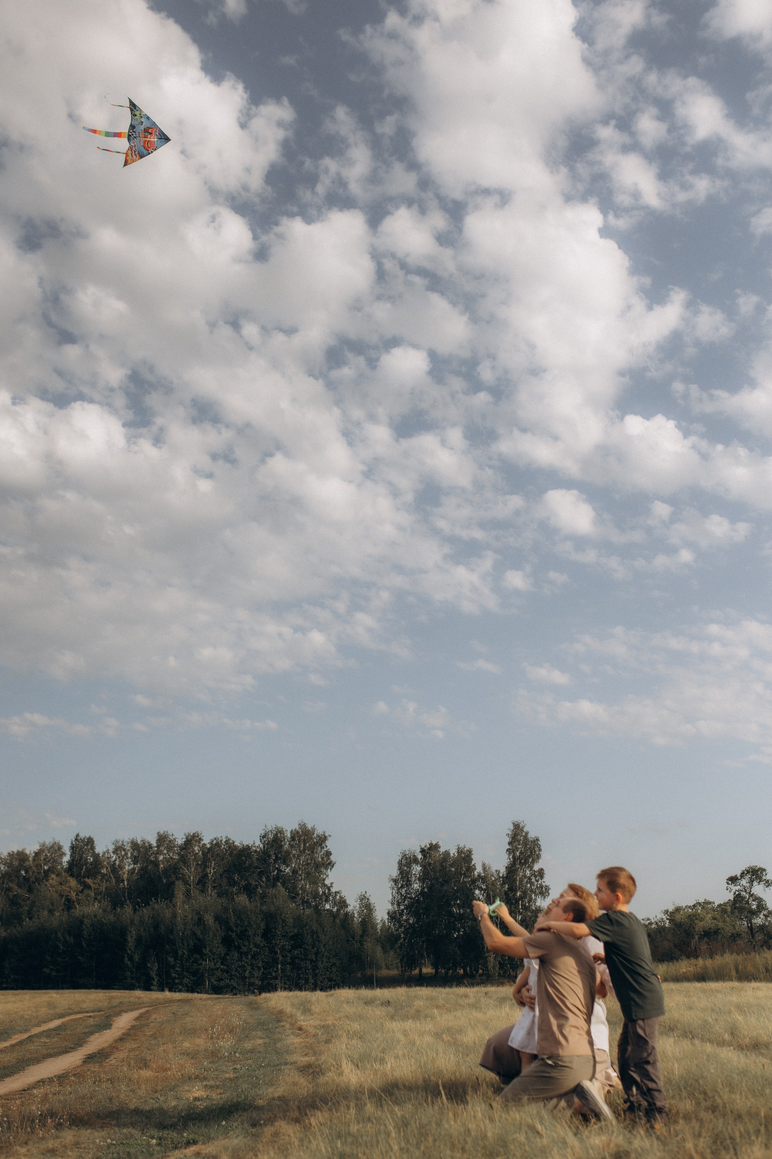 Летняя история в поле. Семейный фотограф lifestyle в Новосибирске Елена Шпилевая