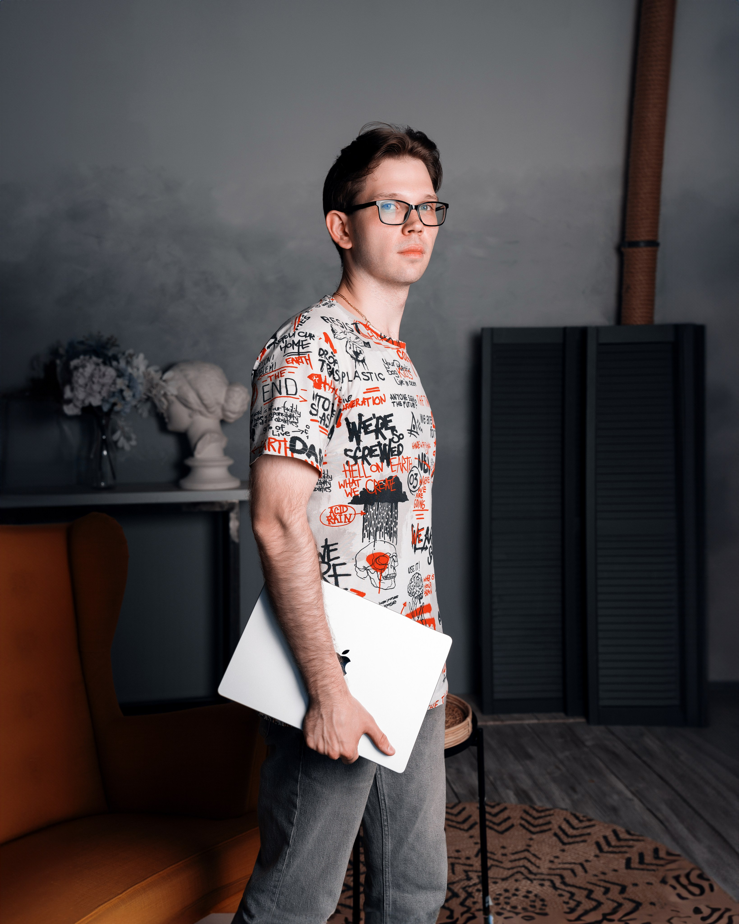 Михаил 10.08. Идеальные портреты для соцсетей — Фотограф Ленар