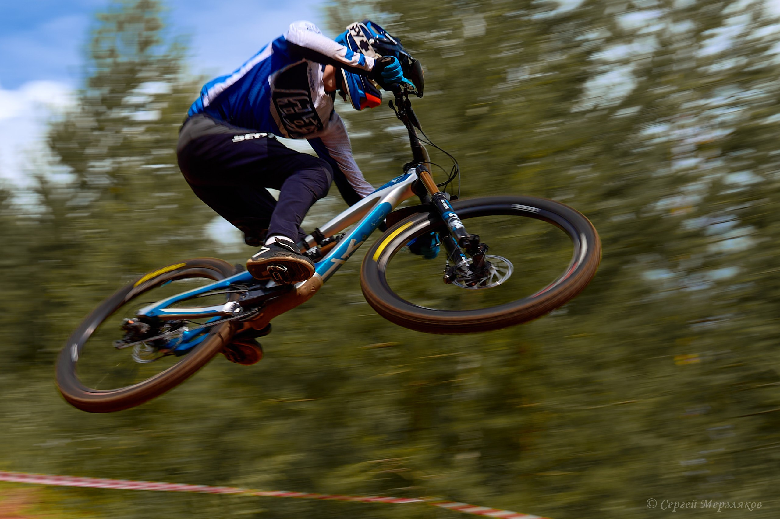 Чемпионат Удмуртии по скоростному спуску (Даунхилл). Ижевск. 07.07.20. Спортивный репортажный фотограф в Ижевске Сергей Мерзляков