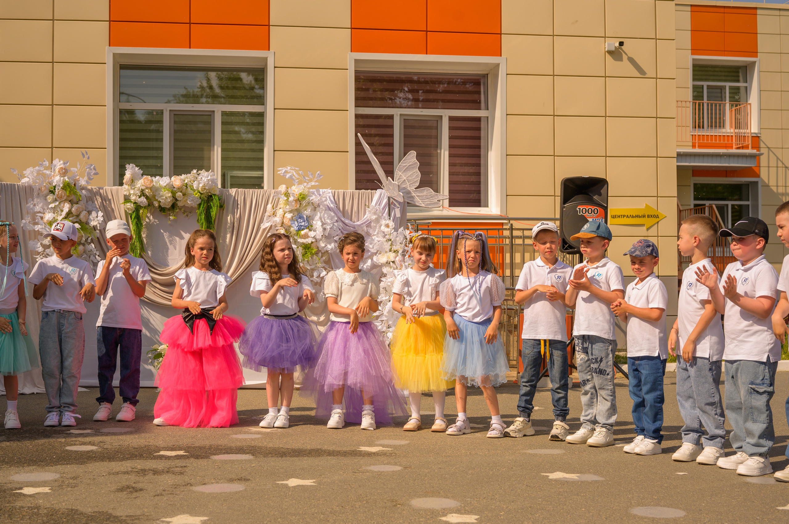 Репортаж выпускного группа «Фантазёры» 3 садик. Фотограф новорожденных, семейный детский в Тюмени Татьяна Морозова