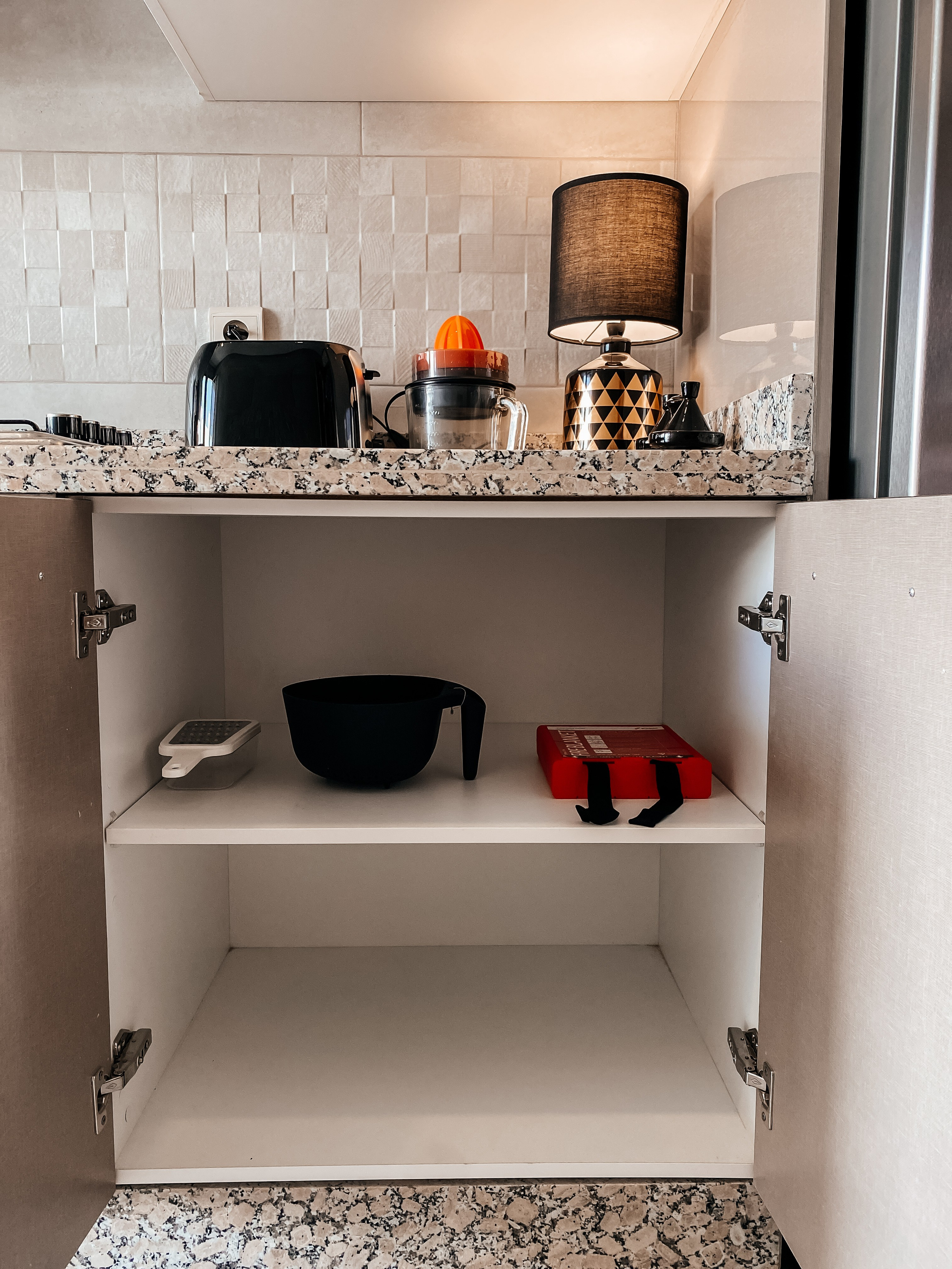 Apart 3. Olga Popova — Photographer in Morocco