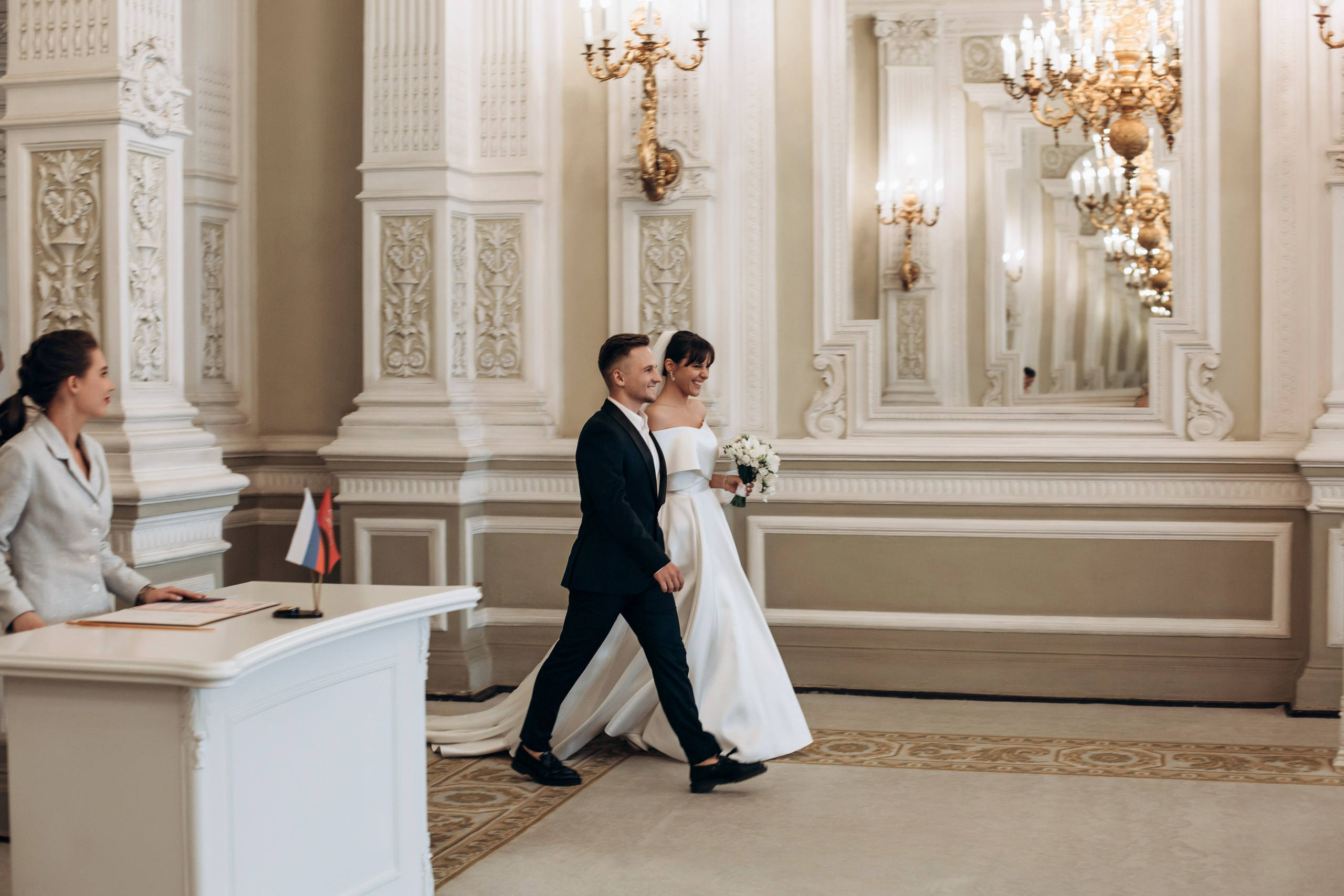 Свадьба на катере. Свадебный фотограф в Санкт-Петербурге Вика Стукачева