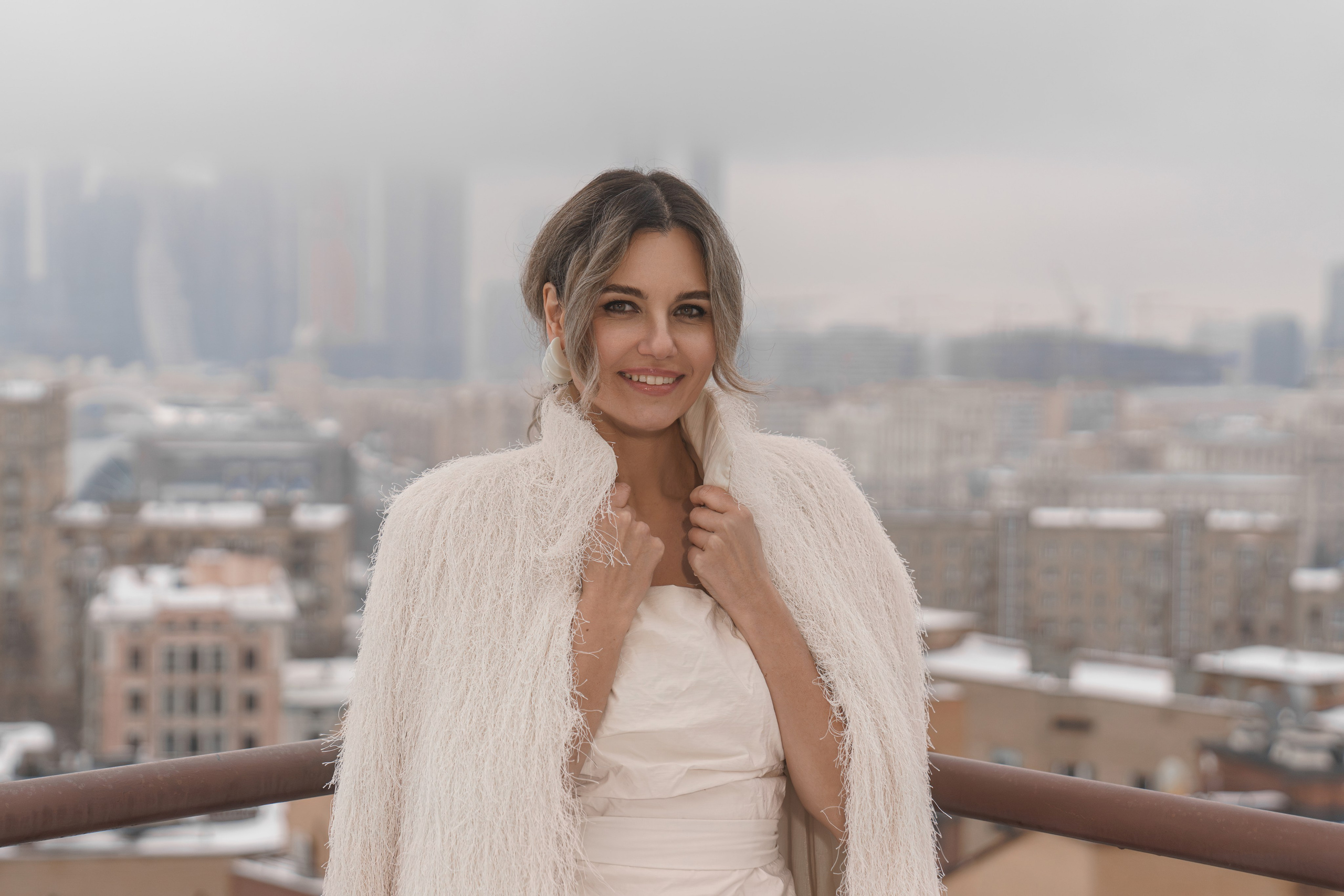 Съёмки на крыше в Москве. Фотограф Айгуль Вишня, съёмка в Москве и Санкт-Петербурге