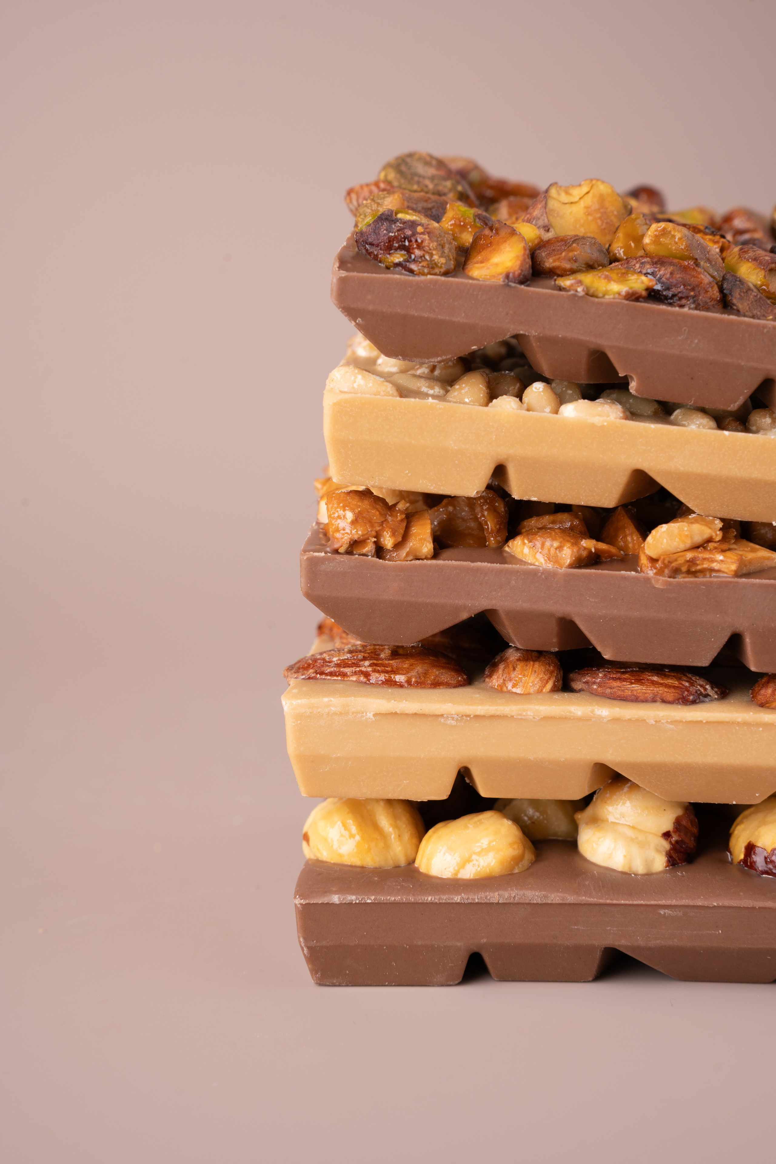 Съёмка шоколада для маркетплейса ozon и wildberries, и для социальных сетей. Предметный фотограф Санкт-Петербург