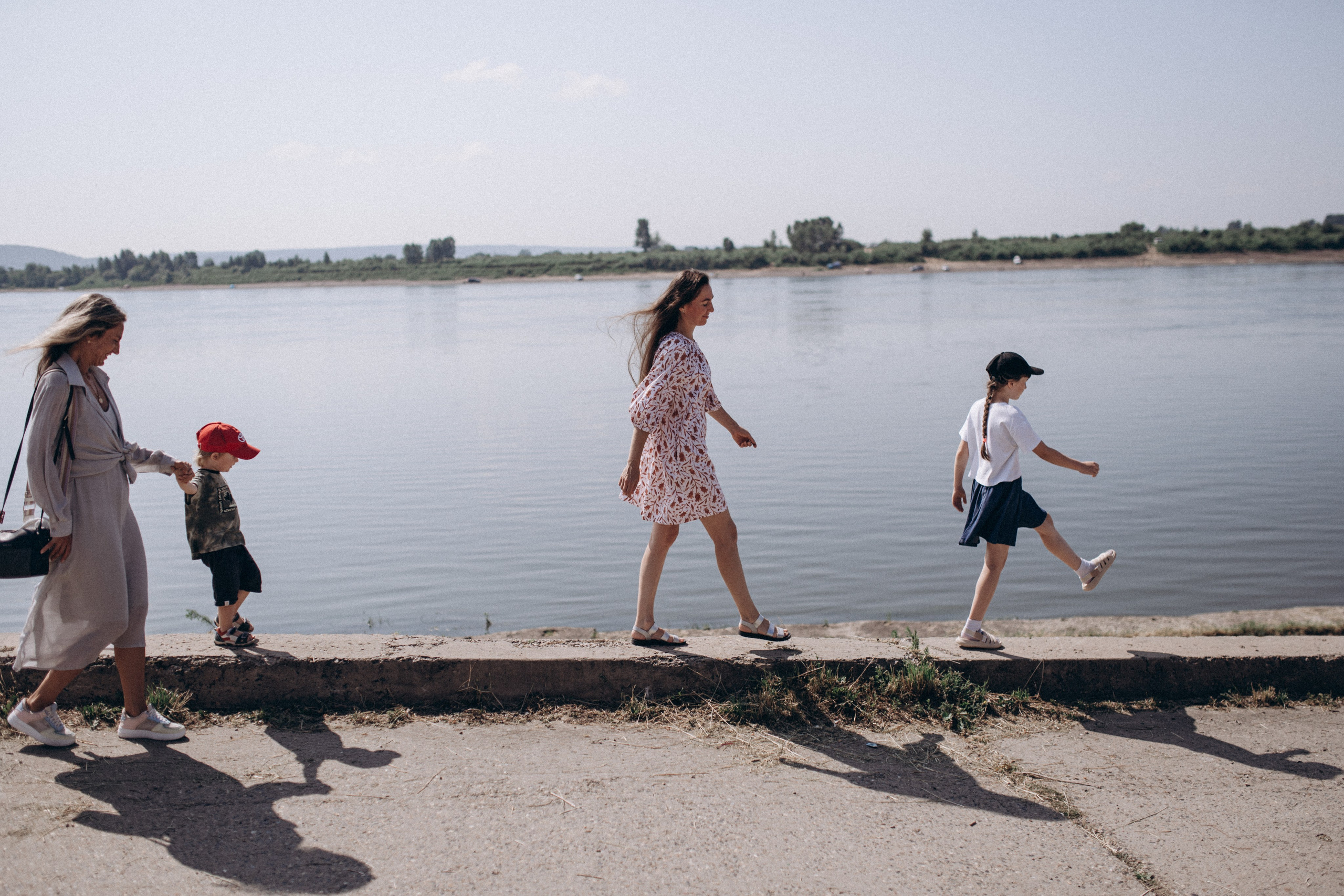 Томские каникулы Оли, Насти, Максима и Тани. Семейный фотограф в Томске Зарина Азизбаева