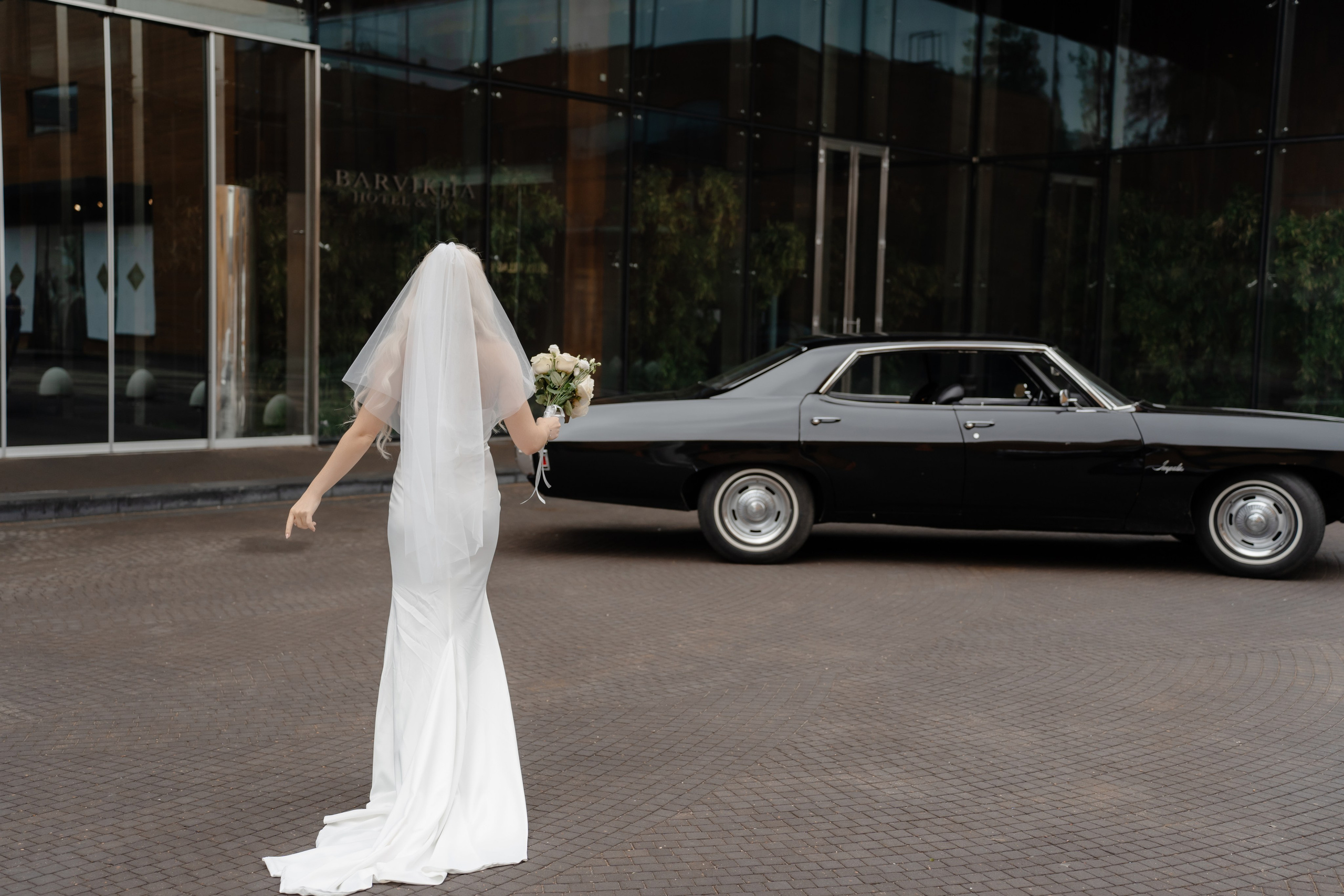 Свадебная фотосессия в Barvikha Luxury Village. Свадебный и семейный фотограф в Москве Светлана Зоткина