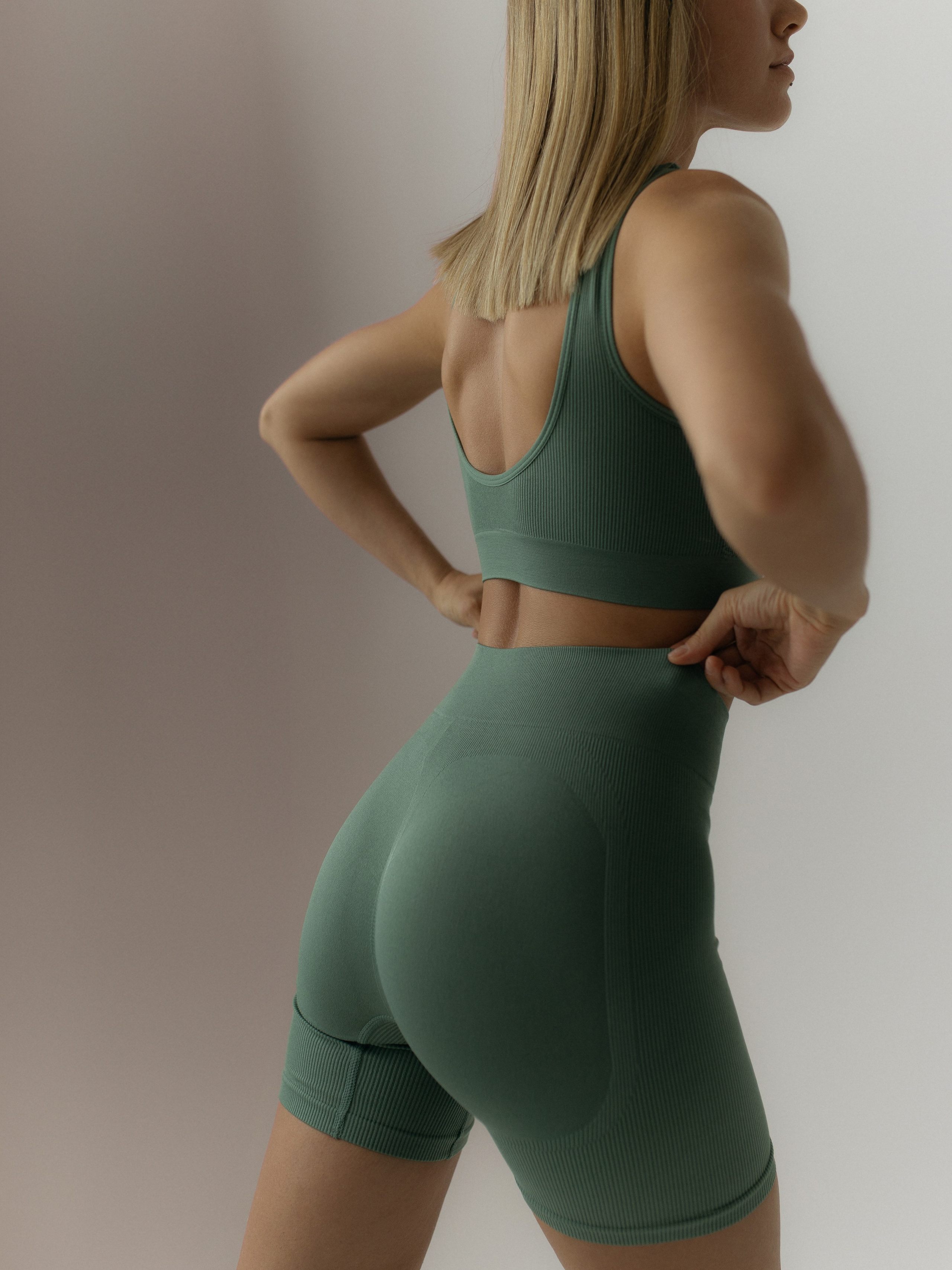 Спортивные костюмы. DARYA.BELKINA