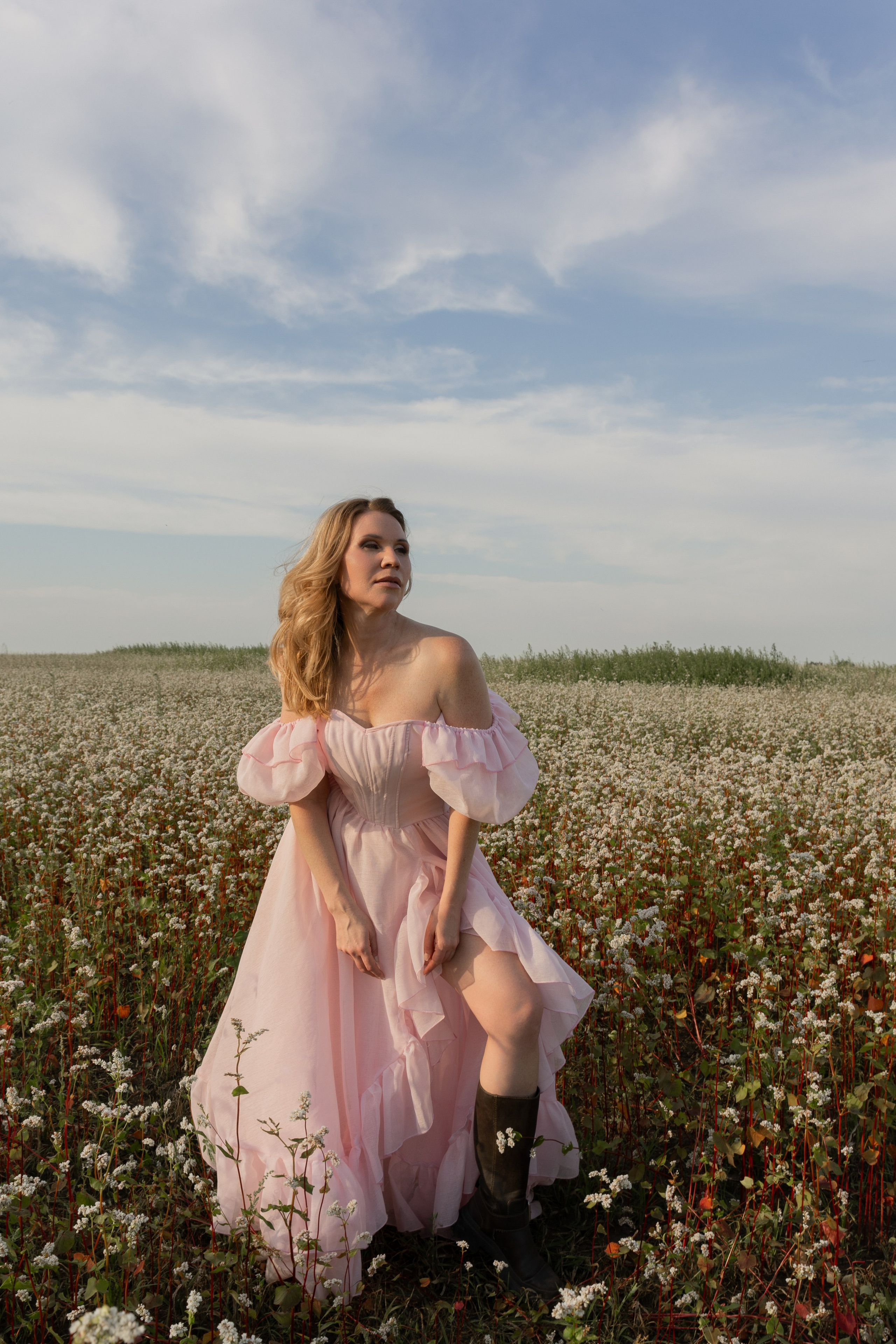 Ты особенная. Вита Овчинникова. Фотограф в Новосибирске. Снимаю женские портреты, контент для блогеров и брендов