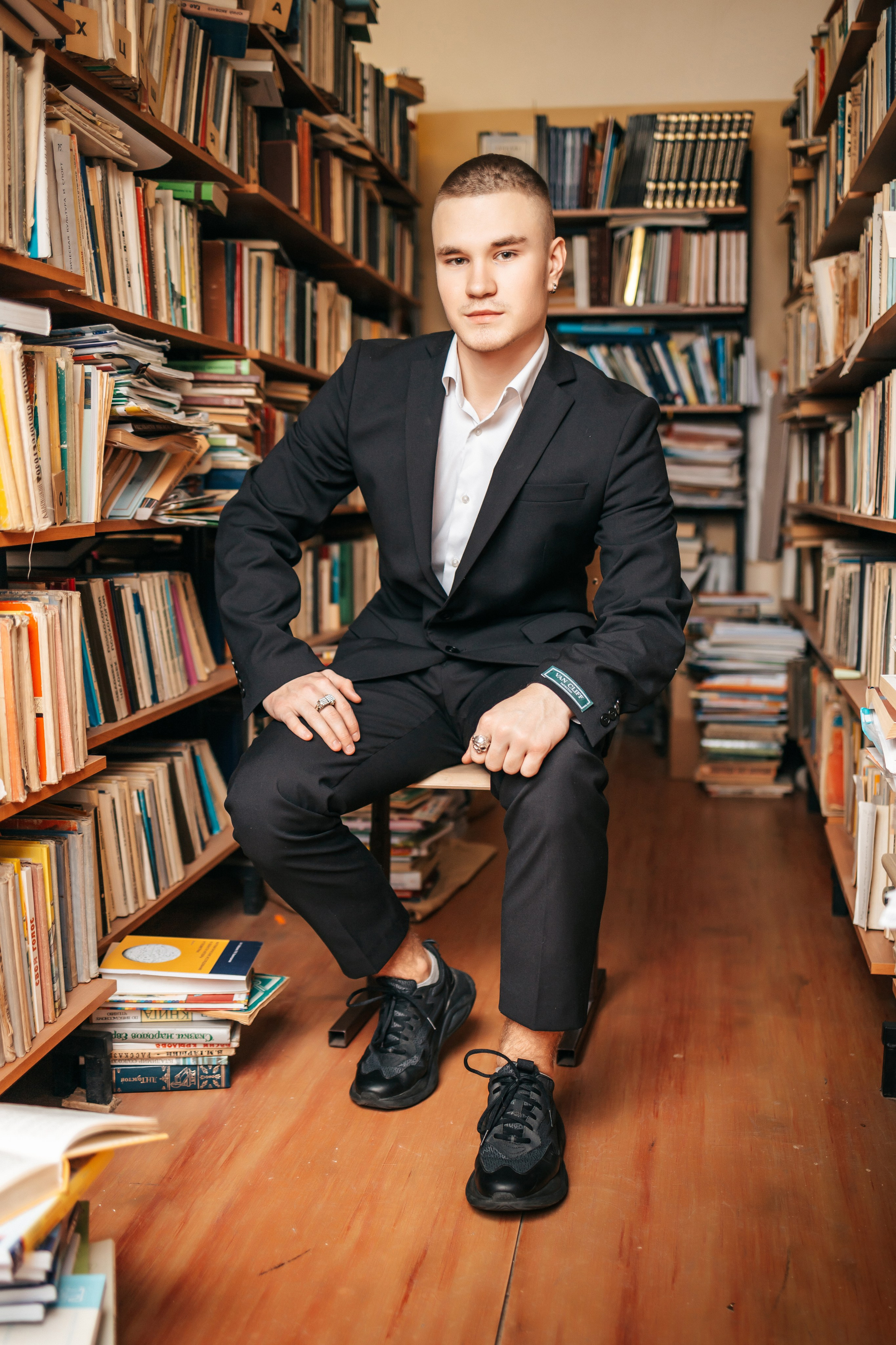 Студия школьной фотографии в Твери. Выпускные альбомы в Твери