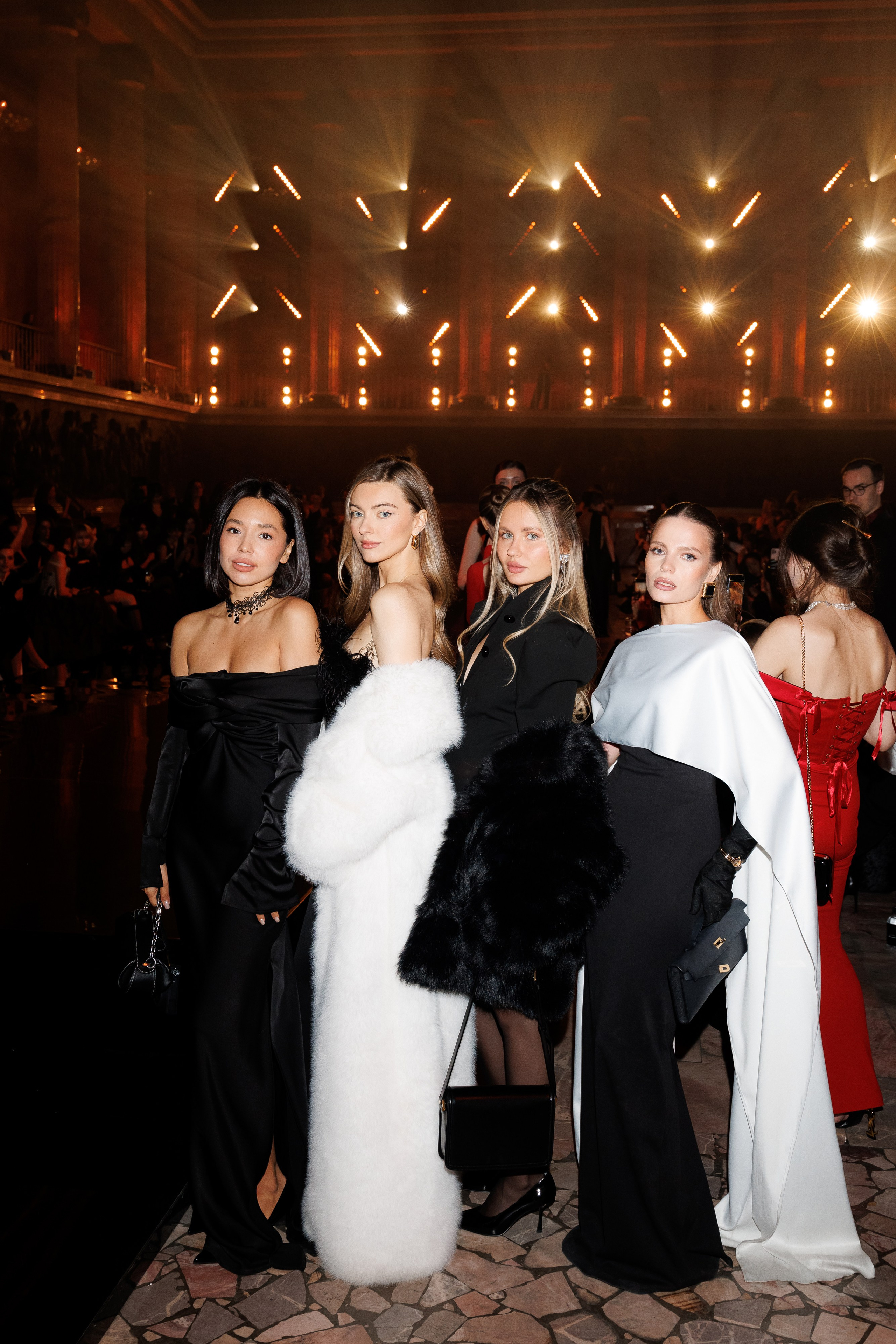 PARISIENNE. Lichi Fashion show. Aleksandr Tsukanov