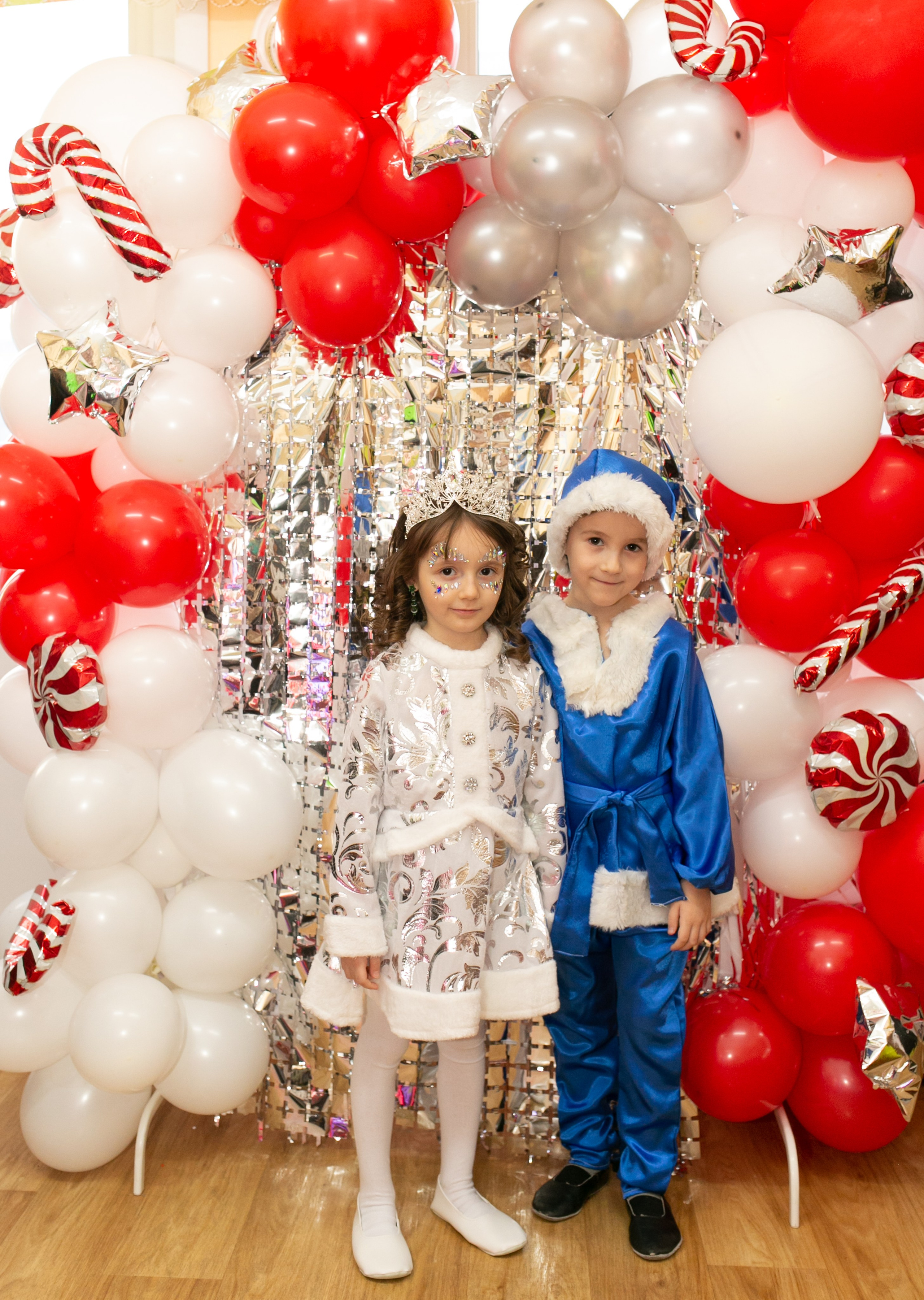 Выпускные и Утренники. Фотограф новорожденных и семейный фотограф НСО г. Бердск Марина Львова