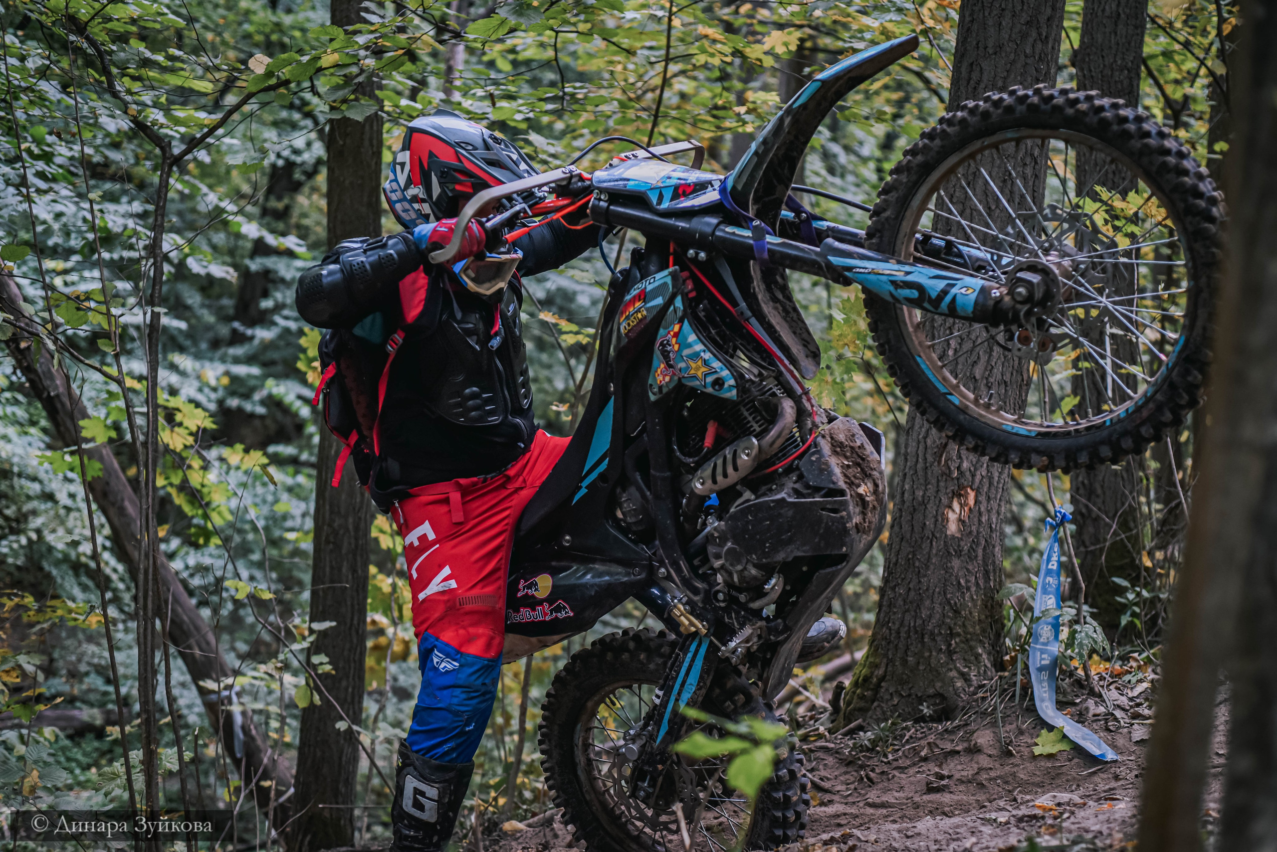 Кукушкин овраг-осенний путь назад. Мотофотограф в Нижнем Новгороде Динара Зуйкова