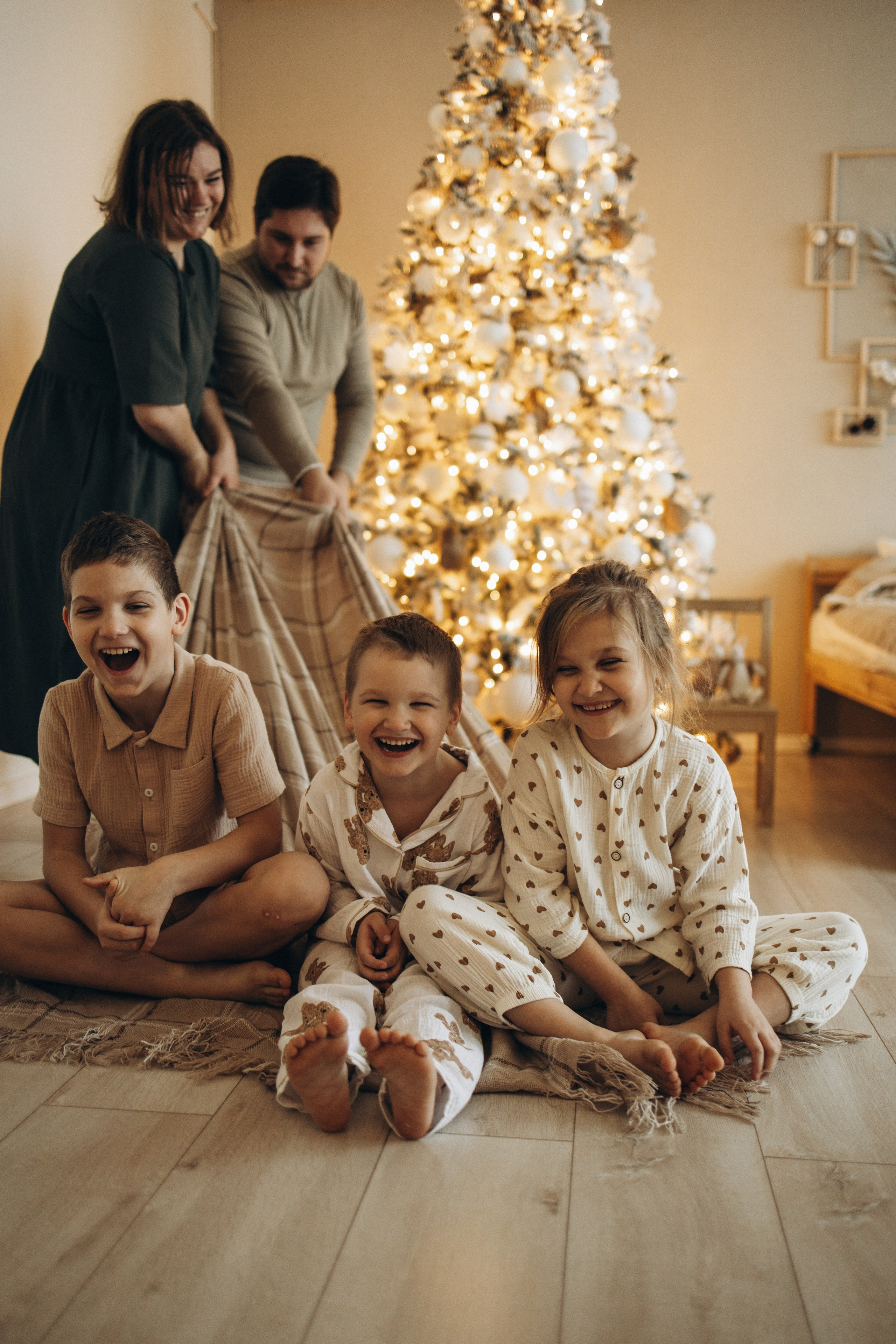 Новогодняя съёмка Милы и её семьи. Семейный и детский фотограф в Москве Маргарита Сереброва