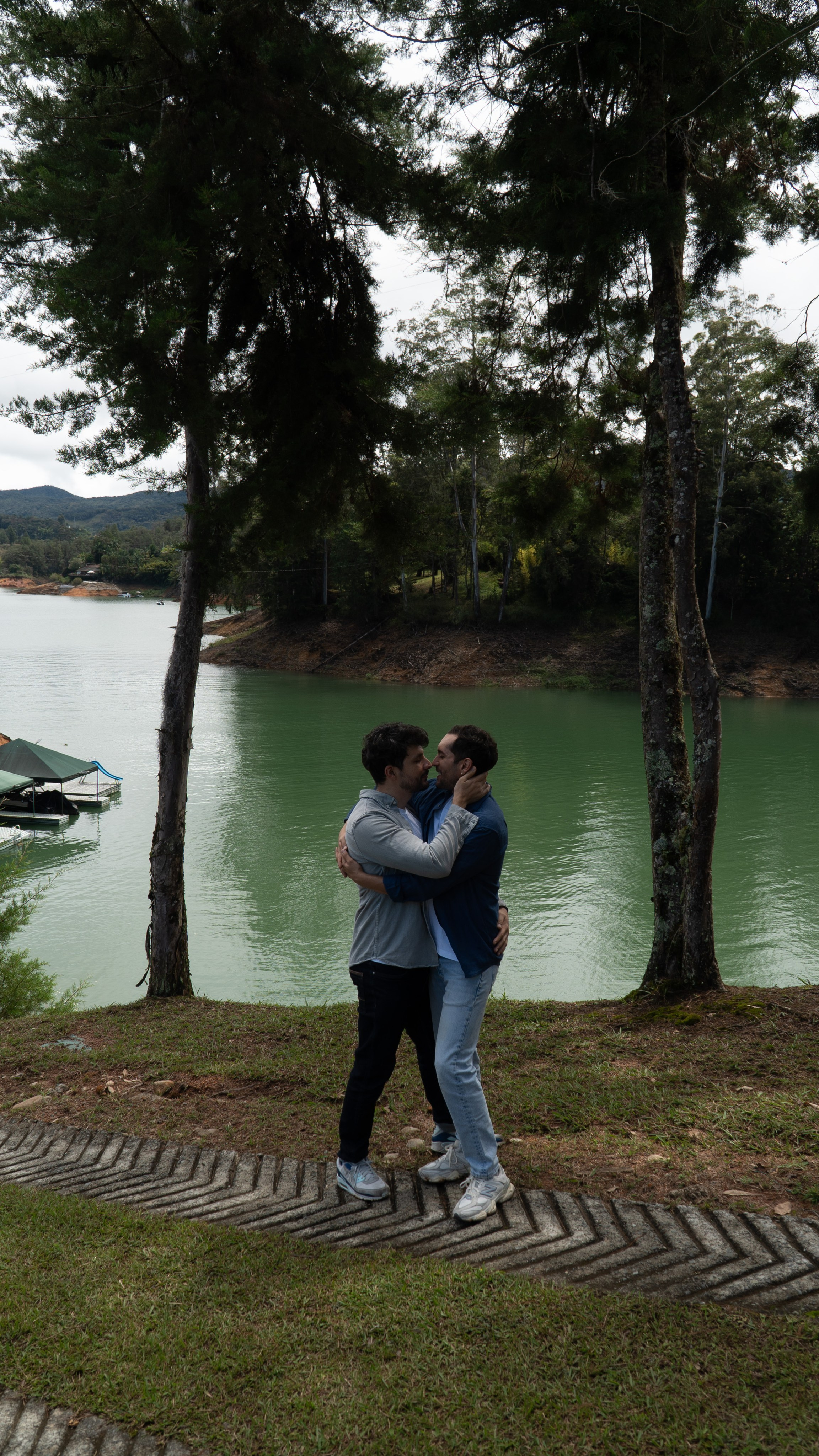 Guatape full. Wedding Photographer in Barcelona and Medellin