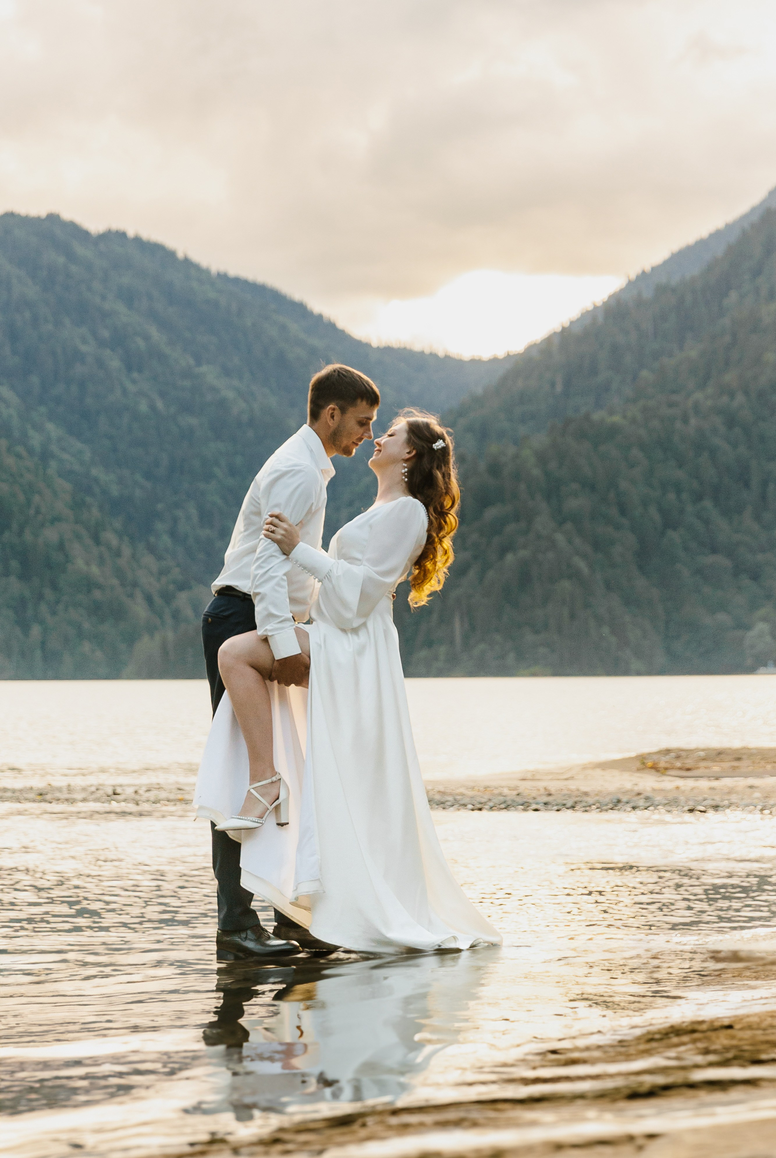 Профессиональный свадебный фотограф в Сочи для вашего идеального дня. Свадебный фотограф в Абхазии, Сухум, Гагра, Сочи