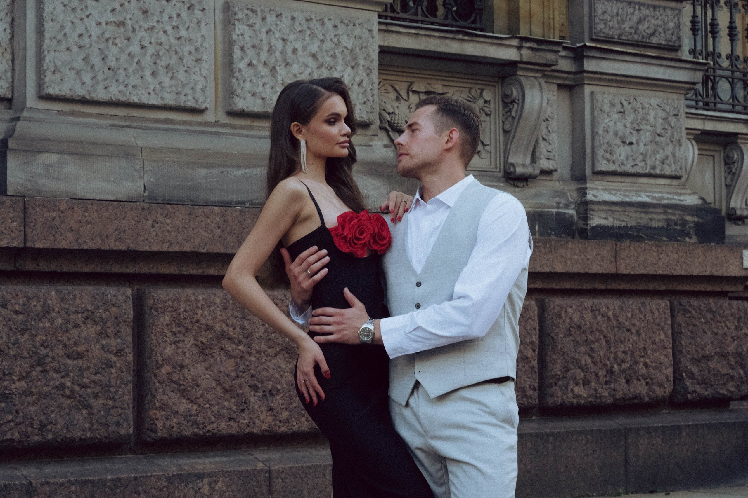 СВАДЕБНАЯ ПРОГУЛКА ВОЗЛЕ АКАДЕМИИ ШТИГЛИЦА. Профессиональный фотограф, Санкт-Петербург — Виктория Богомолова