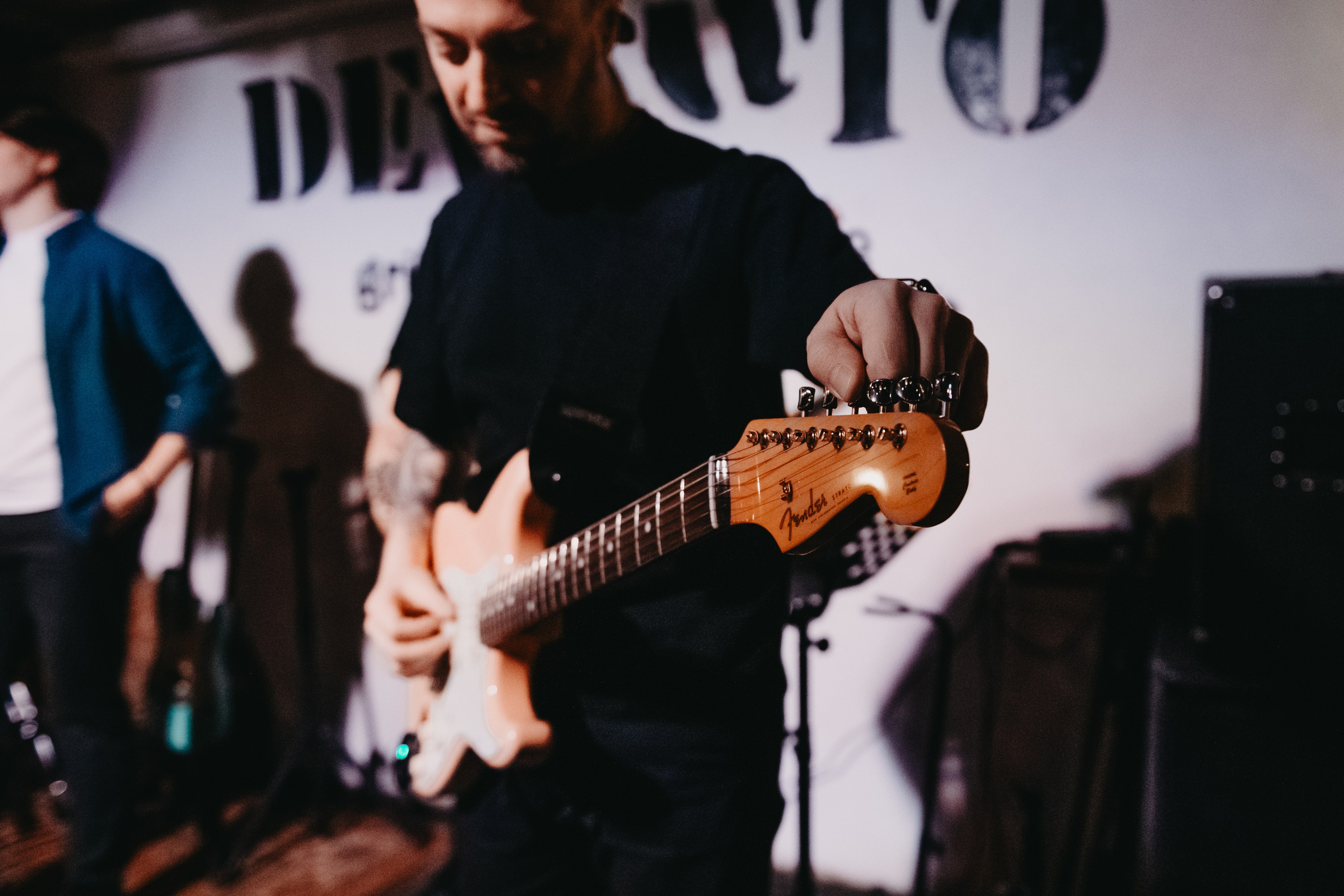 Концерт учеников Никиты Рукавицына в баре Defaqto