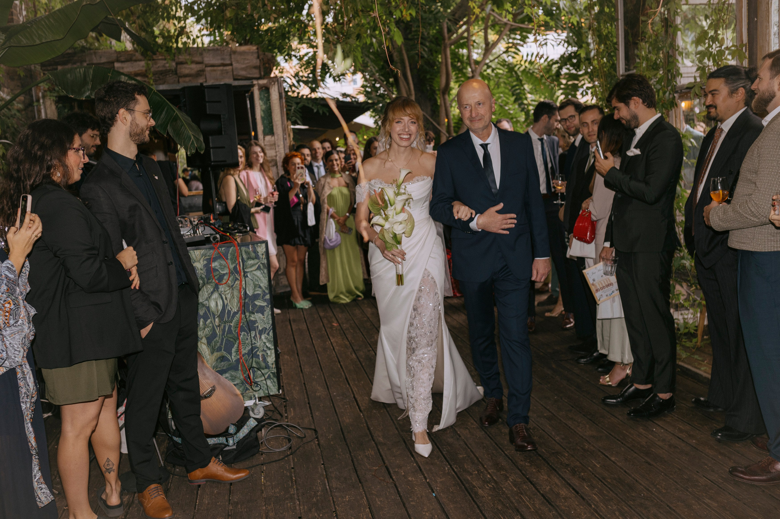 Berlin beats: Love, Fun and Party. Katerina Nord | Wedding and Couple Photographer in Germany and Europe