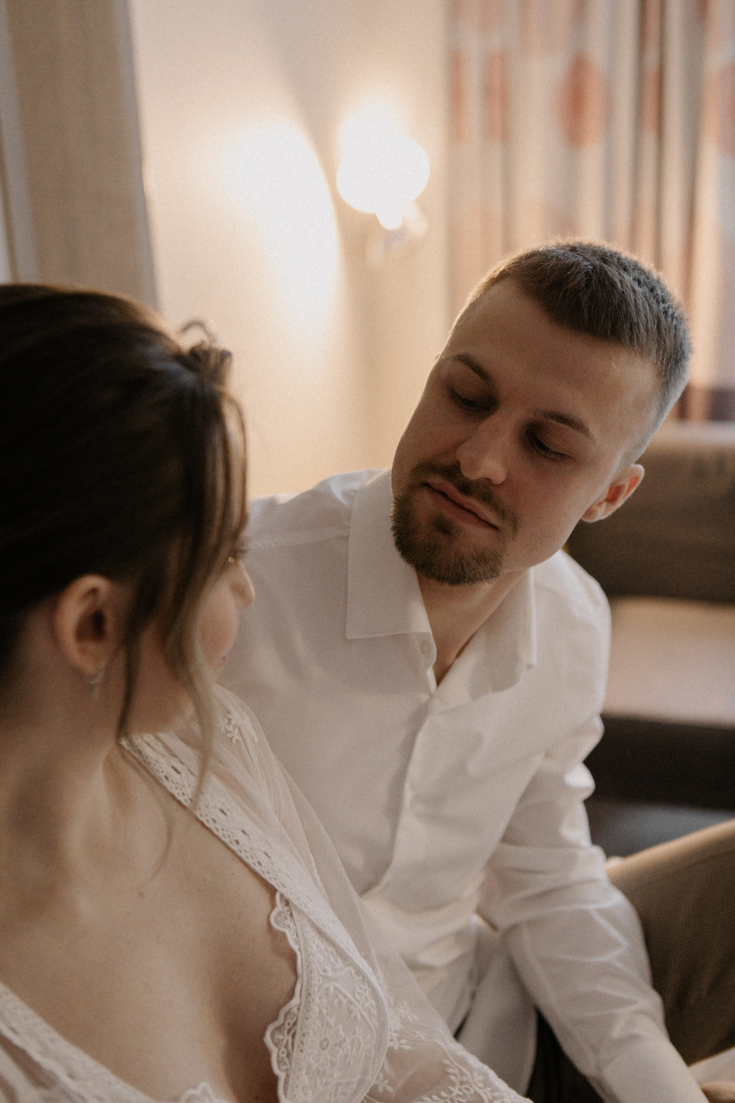 Ксюша и Илья. Утро в отеле роспись в Birds. Свадебный и портретный фотограф в Москве Анастасия Масюк